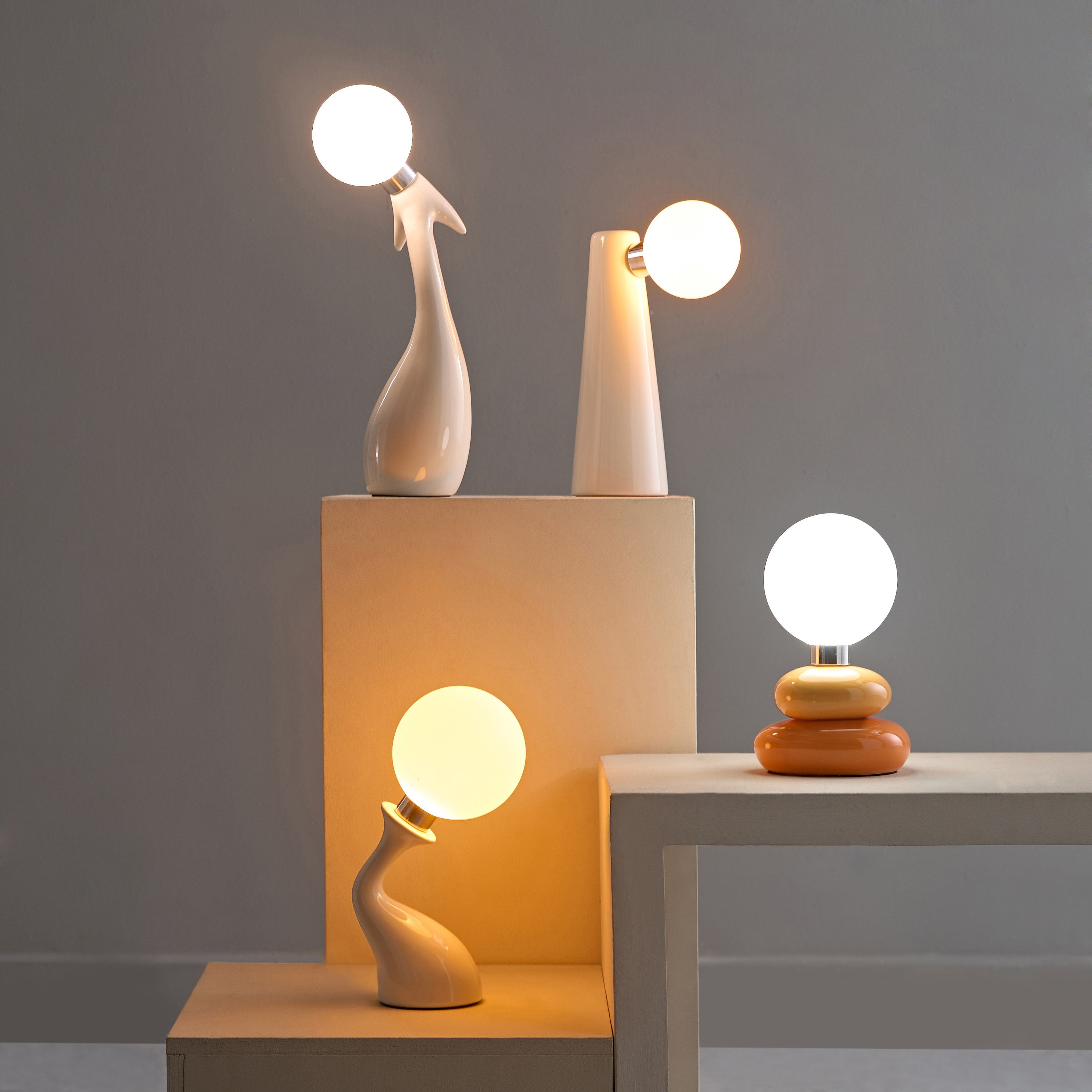 Sega Ceramic Table Lamp with USB Power Port and 3-Colour Light - 10x10x34 cm-hbxbedroom-lighting-tablelamps-image-5