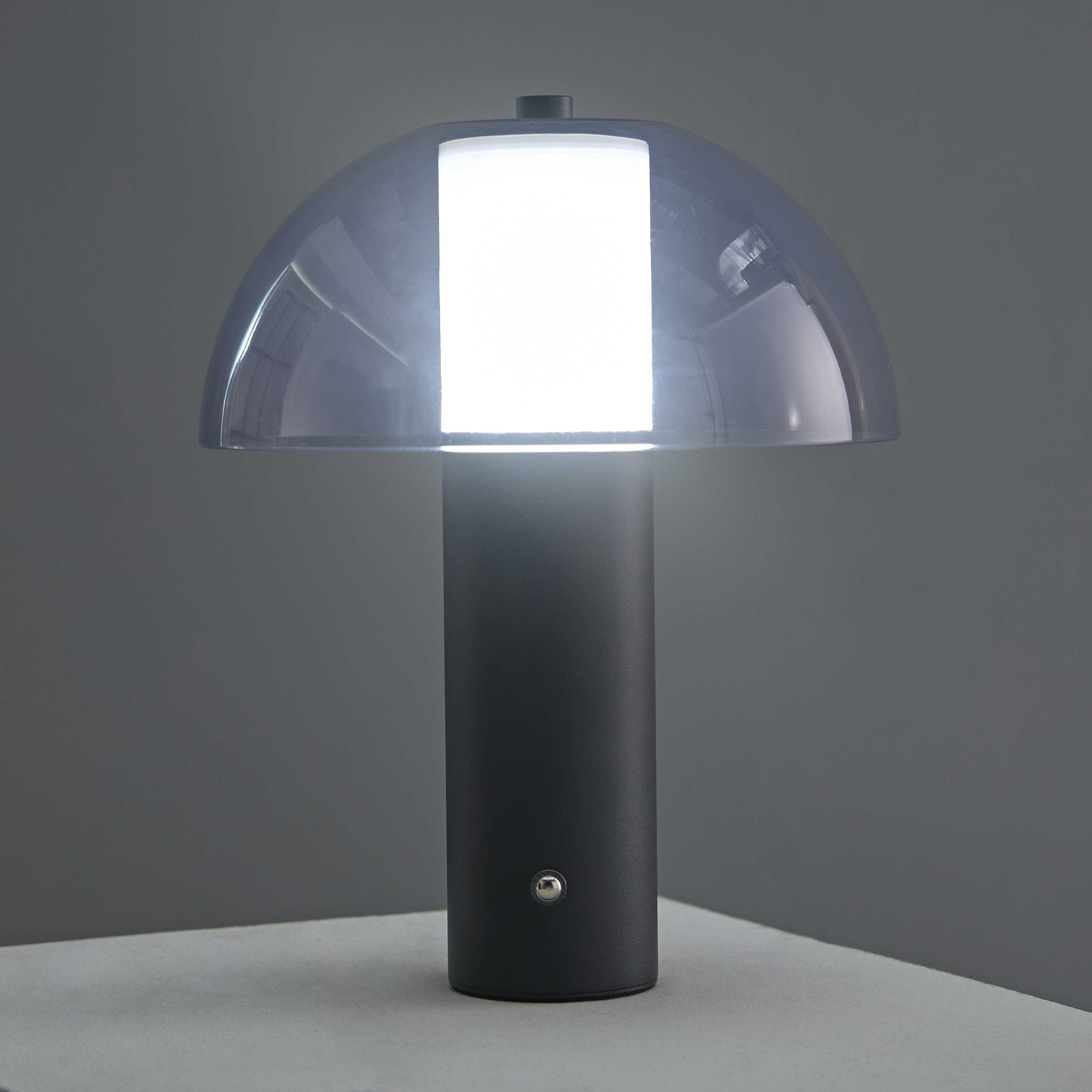 Sega 3-Colour Light Metal Battery Operated Table Lamp with Acrylic Shade and USB - 20x20x25 cm-hbxbedroom-lighting-tablelamps-image-2
