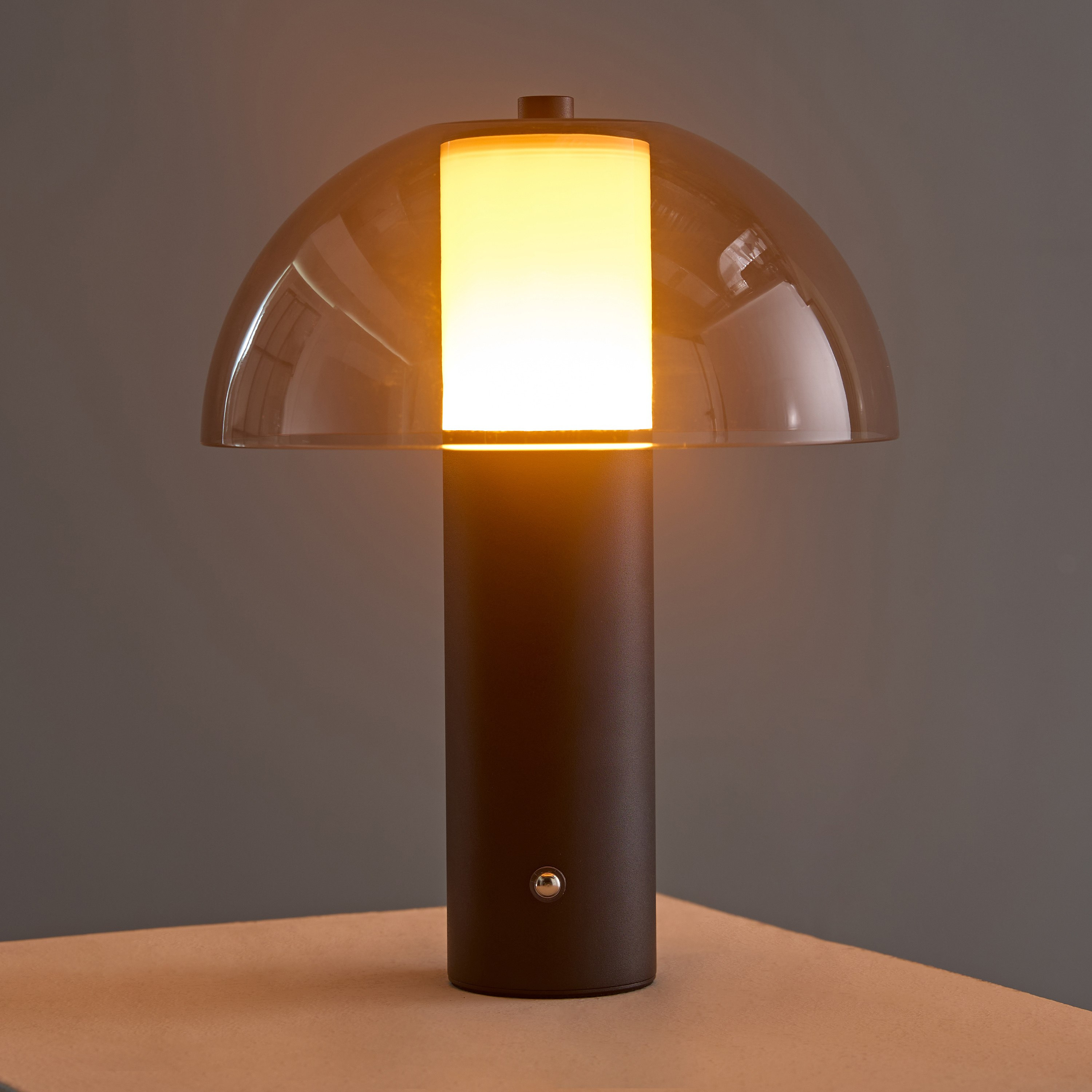 Sega 3-Colour Light Metal Battery Operated Table Lamp with Acrylic Shade and USB - 20x20x25 cm-hbxbedroom-lighting-tablelamps-image-3