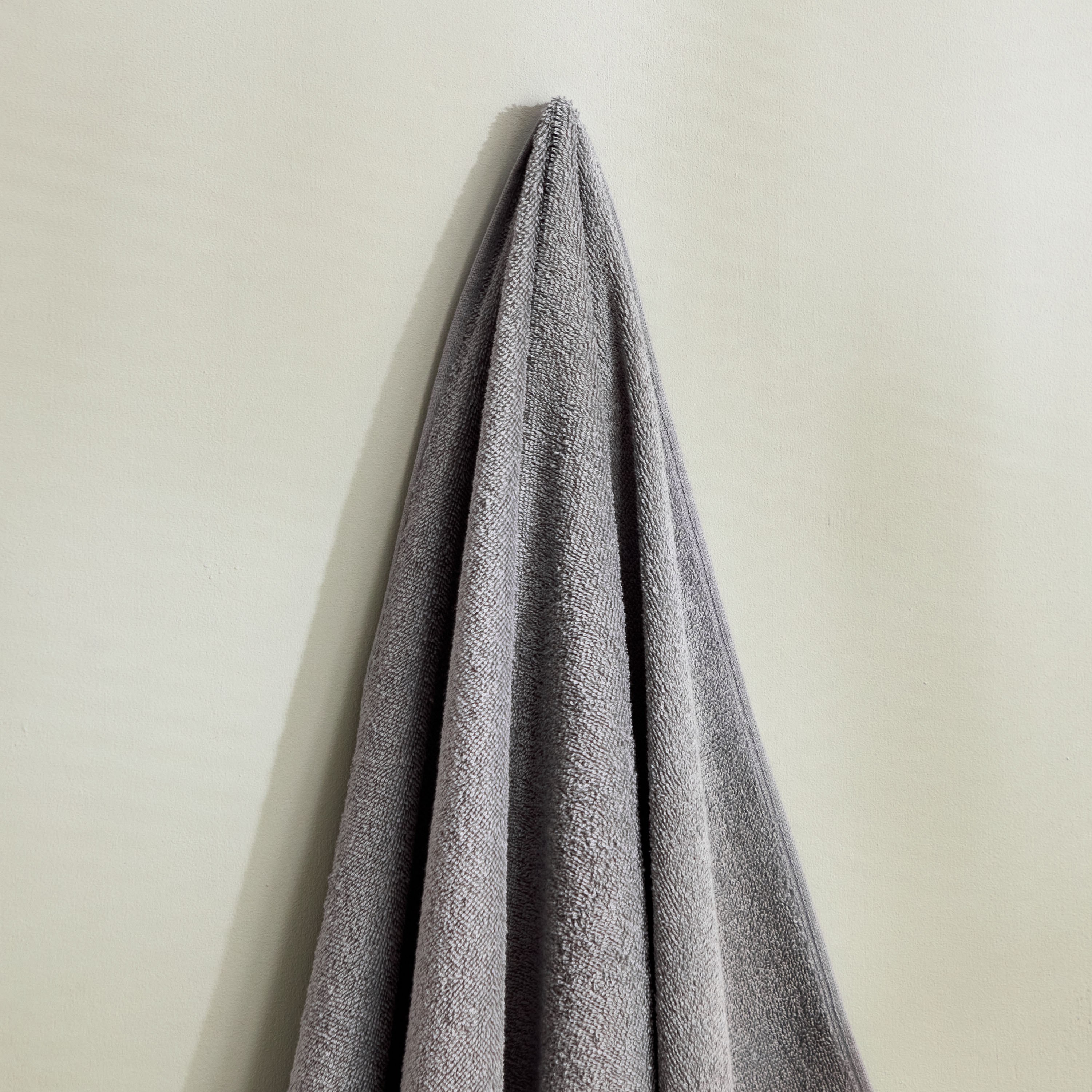Essential Carded Bath Sheet - 90x150 cm-hbxbathroom-bathroomtextiles-image-2