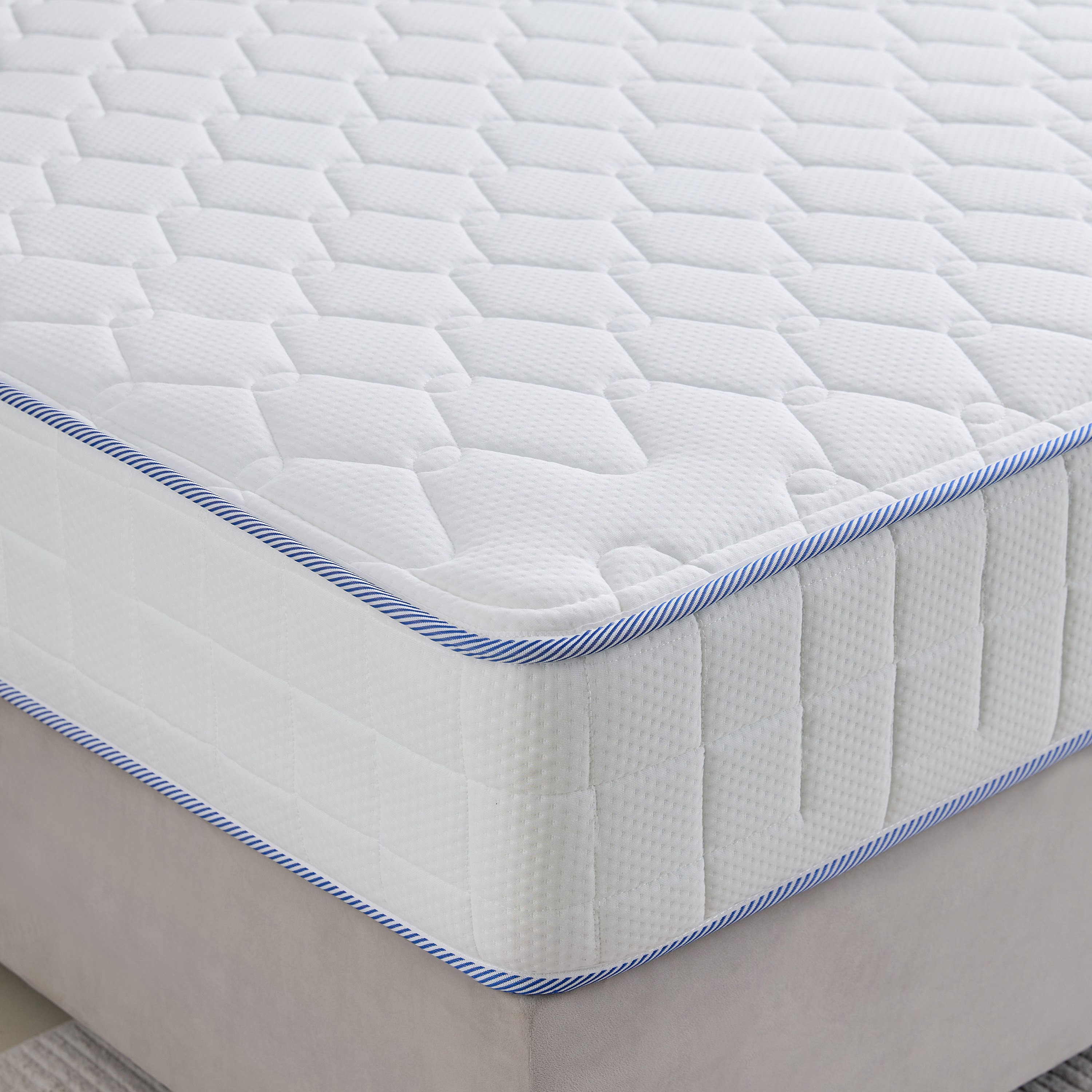 SleepLuxe iCool Gel infused Memory Foam Medium Firm Pocket Spring Super King Mattress - 200x200x25cm-hbxfurniture-mattresses-superking-image-4