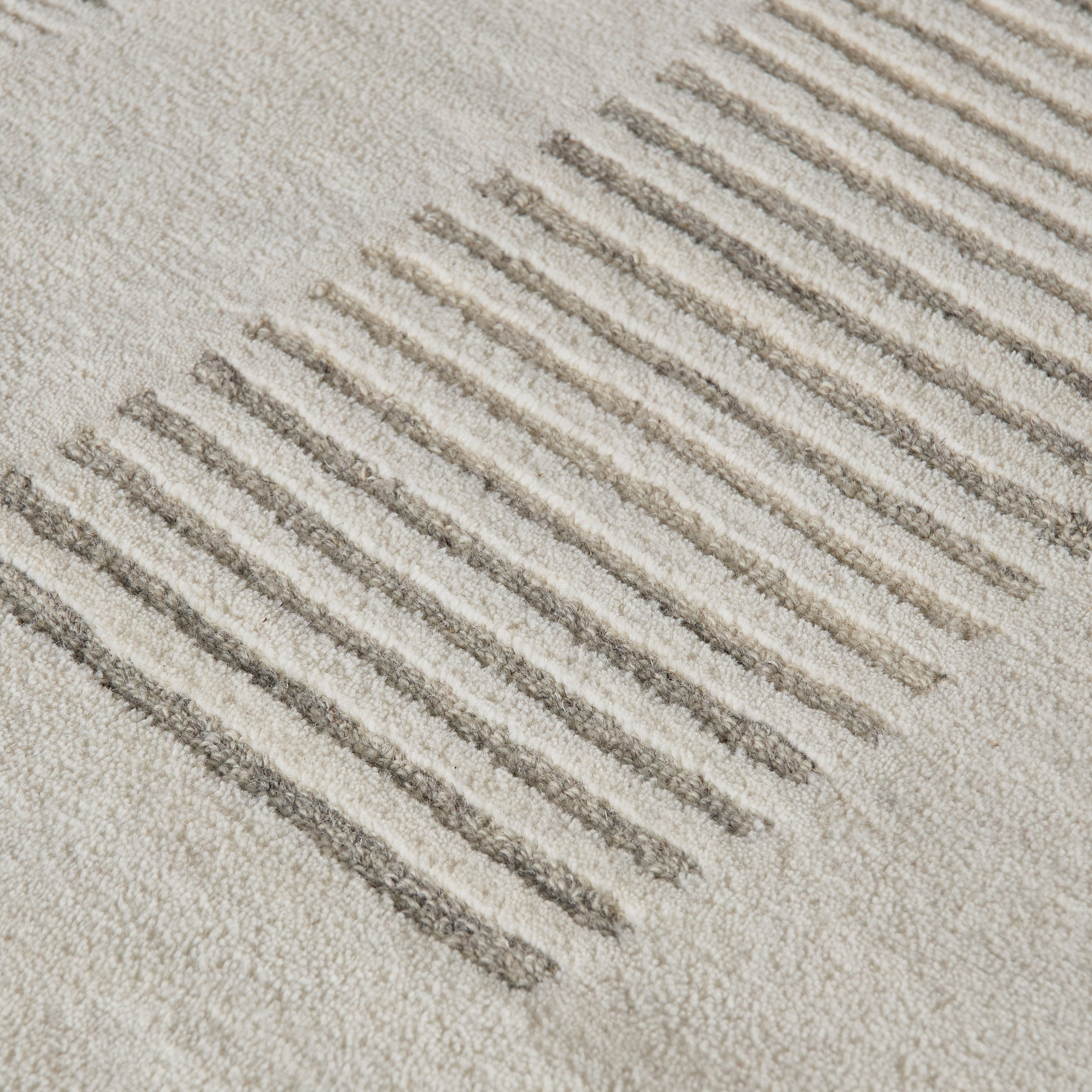 Kasbah Mythos Handtufted Woollen Rug - 160x230 cm-hbxdecorandfurnishings-floorcoverings-rugs-image-3