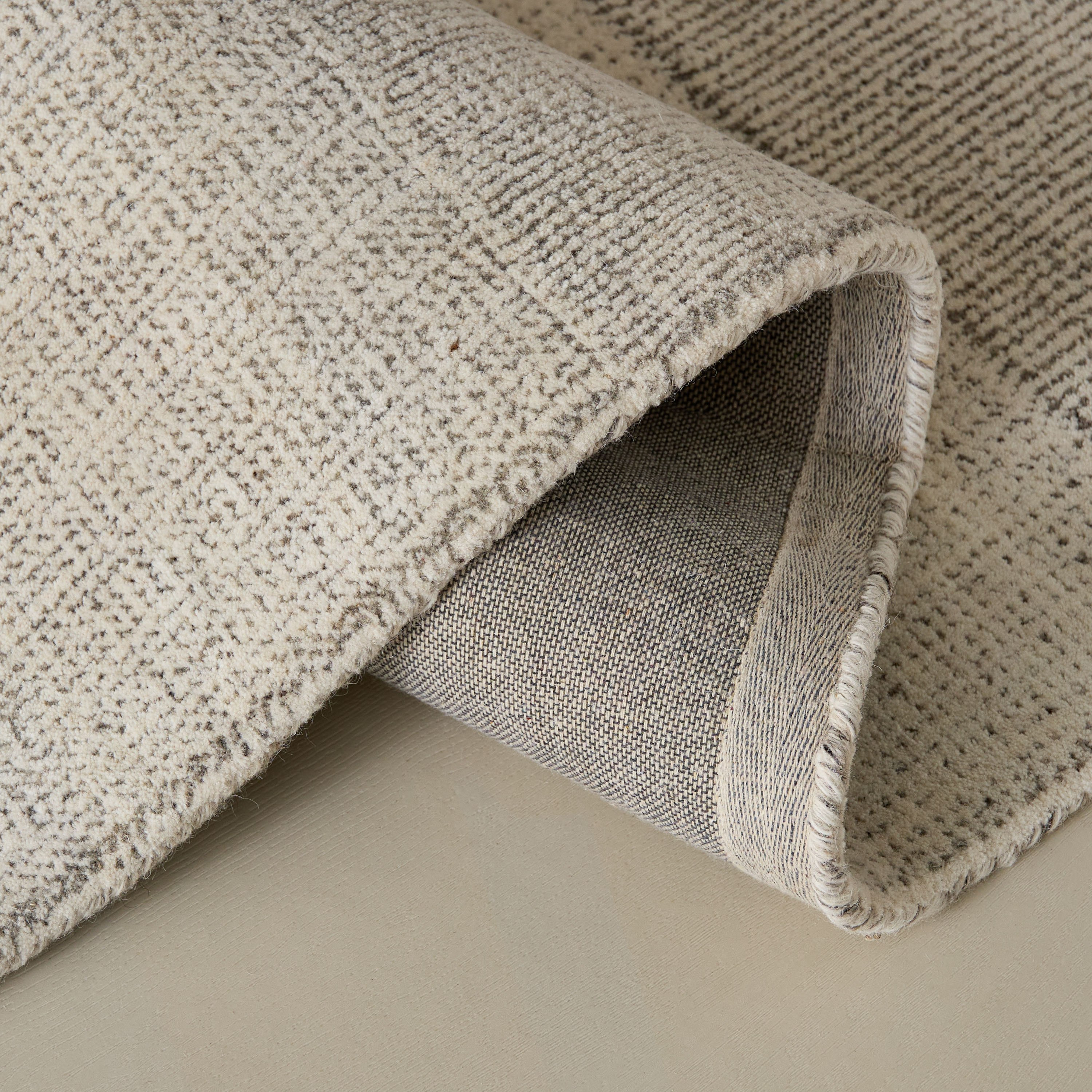 Kasbah Aleka Handtufted Woollen Rug - 80x230 cm-hbxdecorandfurnishings-floorcoverings-rugs-image-4