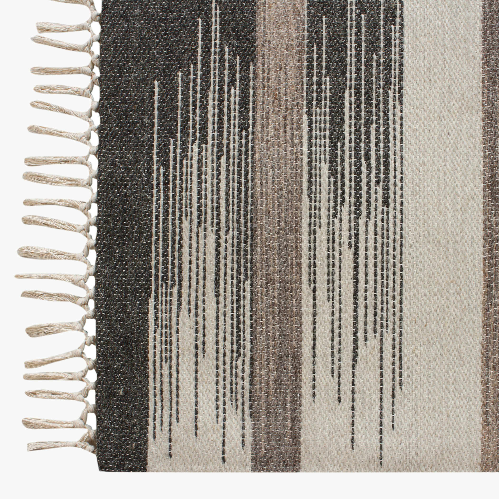 سجادة صوف جاكار من مالبون - 250x360 سم-hbxdecorandfurnishings-floorcoverings-rugs-image-3