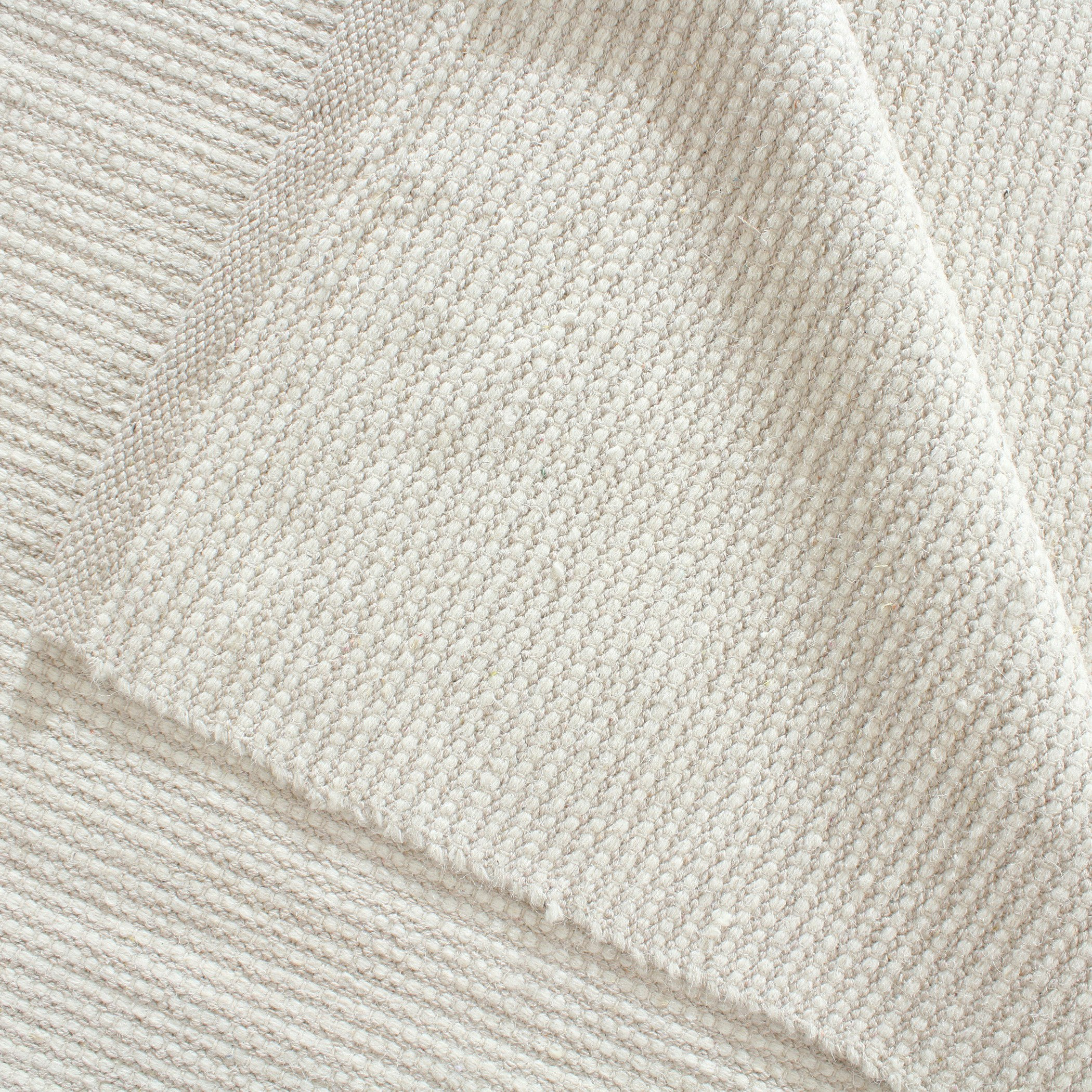 Tozby Hand Woven Wool Rug - 250x360 cm-hbxdecorandfurnishings-floorcoverings-rugs-image-2