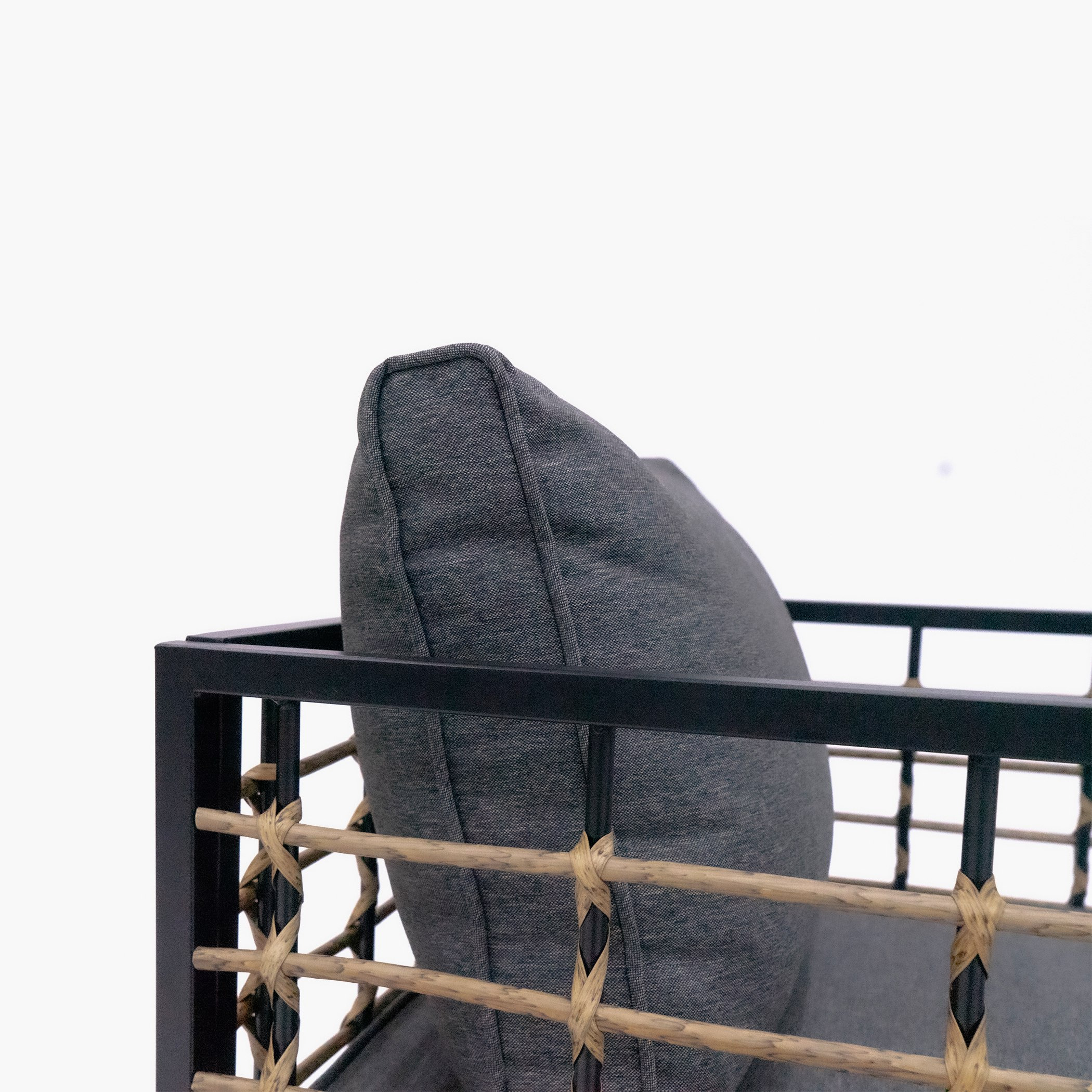 طقم كنبة 2+1+1 مقعد للجلسات الخارجيّة مع طاولة قهوة ووسائد من فيرا كاتينا-hbxoutdoor-hbxoutdoorfurniture-sofasets-image-8