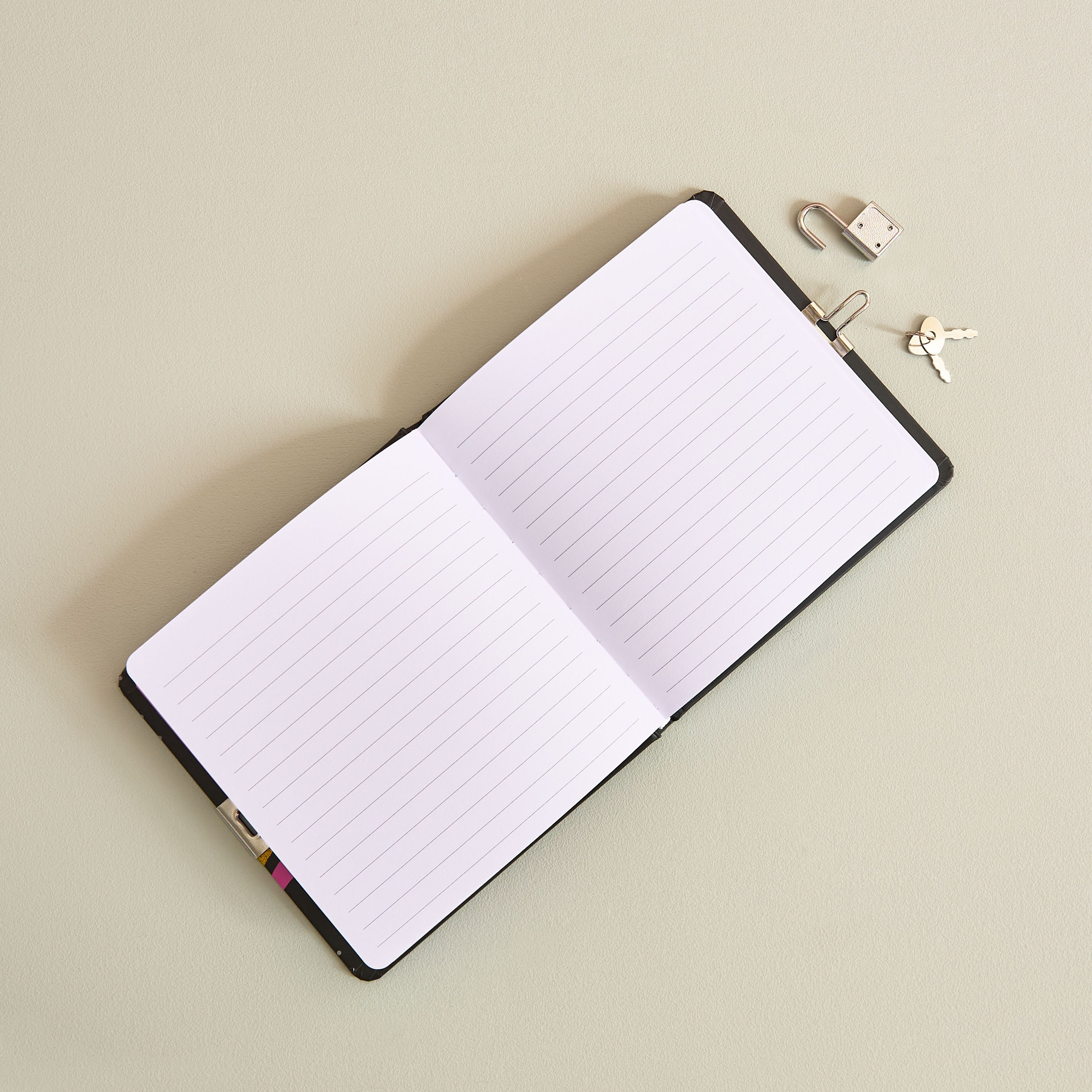 دفتر ملاحظات 80 ورقة قابل للقفل جو جيرل من سكريبل - 15x15 سم-hbxkidsandyouth-playroom-stationery-image-2