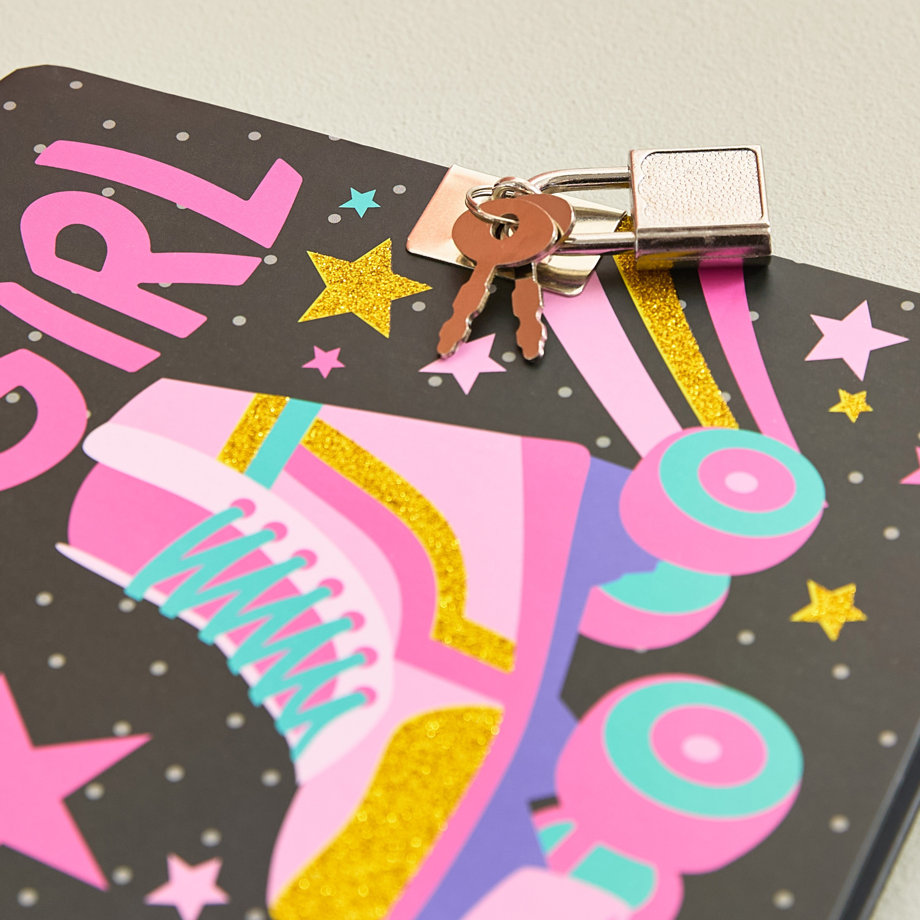 دفتر ملاحظات 80 ورقة قابل للقفل جو جيرل من سكريبل - 15x15 سم-hbxkidsandyouth-playroom-stationery-image-3