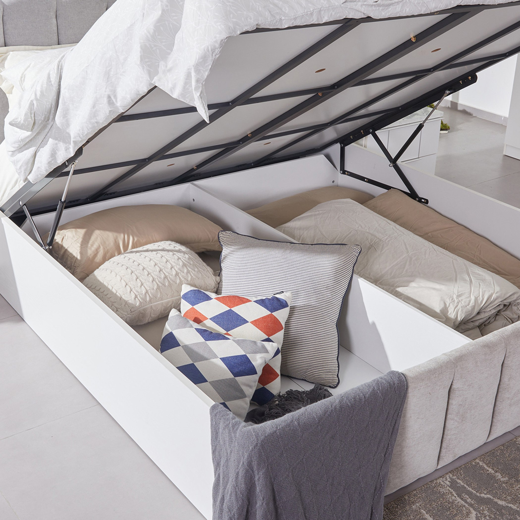 طقم غرفة نوم كينج 5 قطع بمساحة تخزين هيدروليك ذكية من أفالون - 180x200 سم-hbxbedroom-bedsandbedsets-bedroomsets-king-image-4