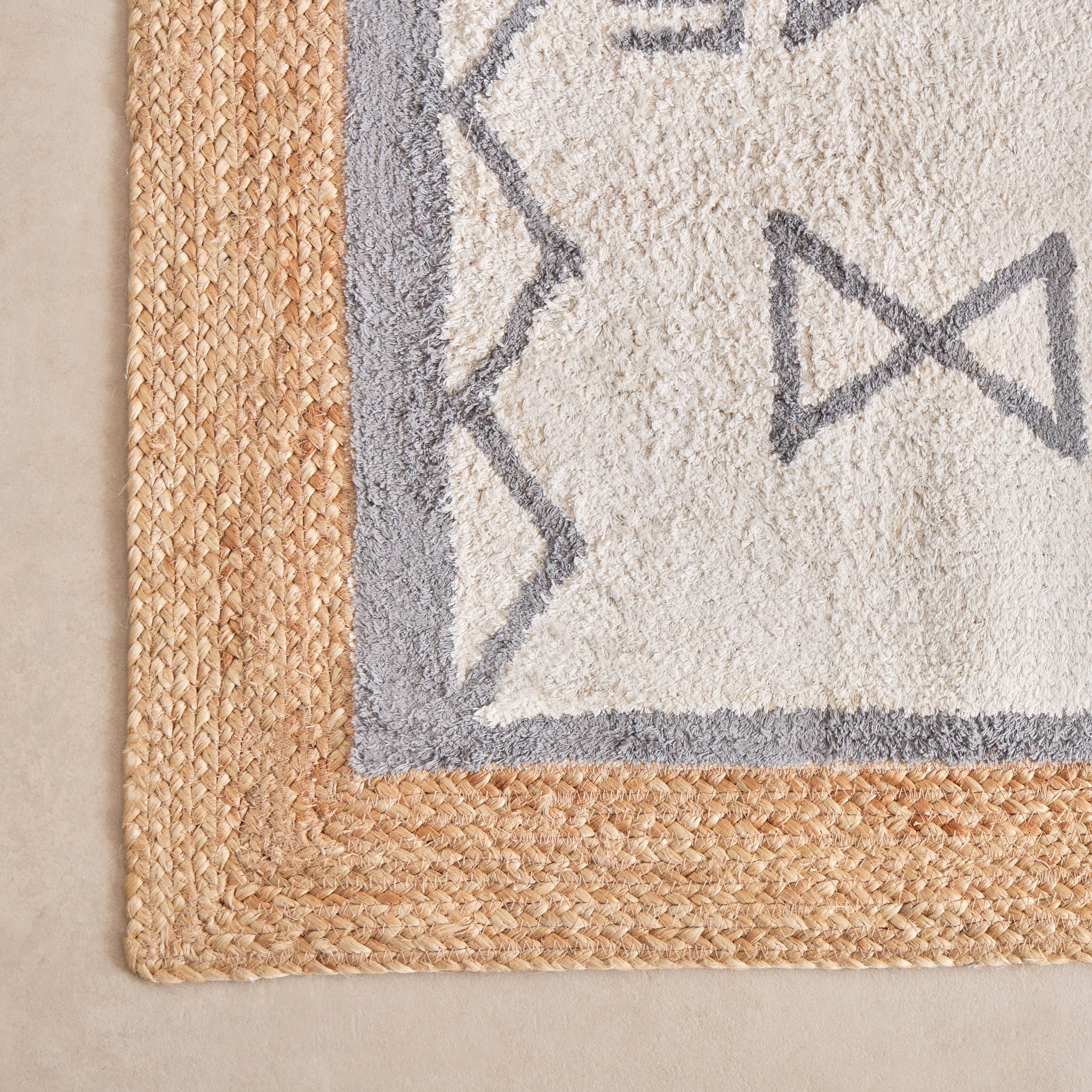 Zahra Handmade Jute Rug - 120x170 cm-hbxdecorandfurnishings-floorcoverings-rugs-image-2