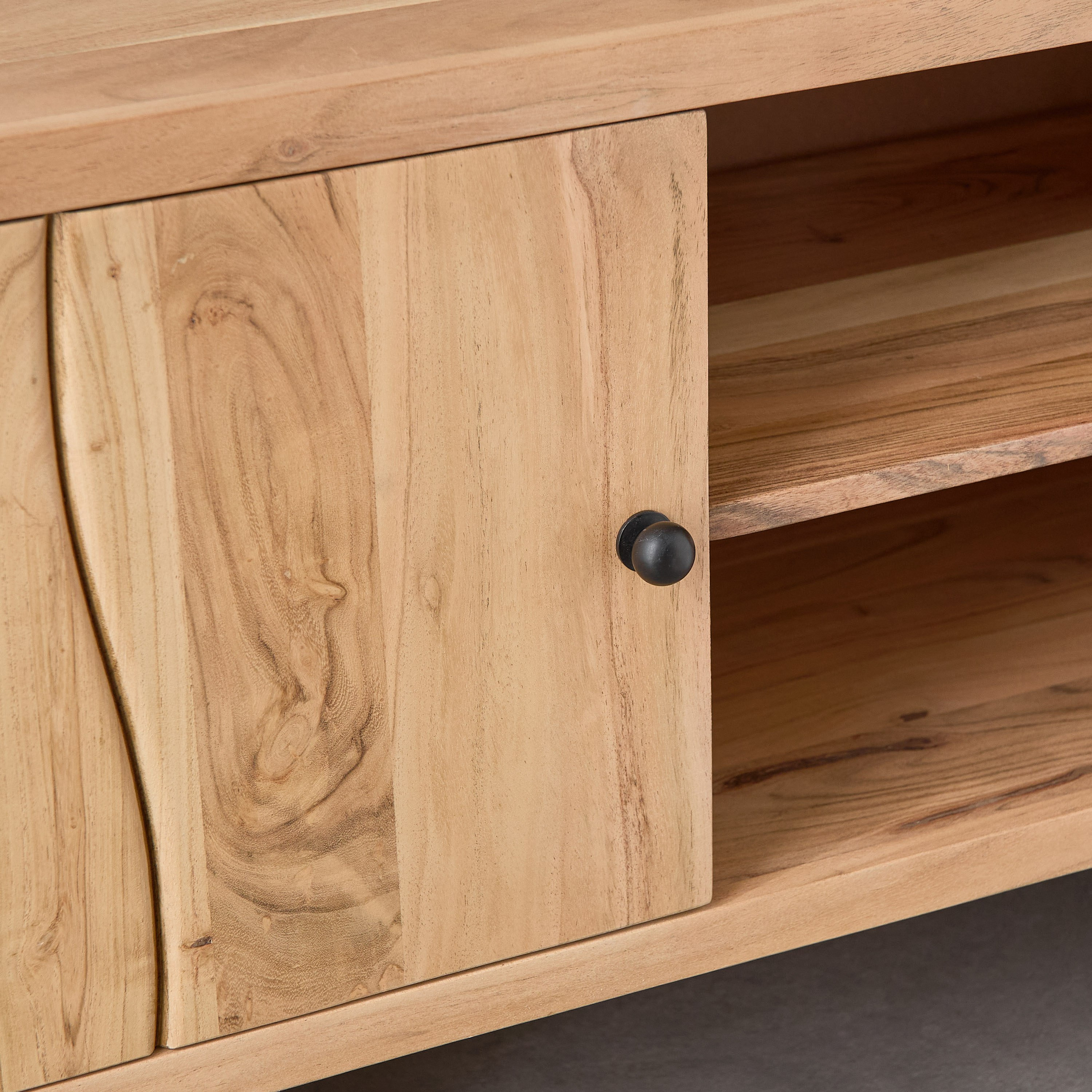 وحدة تلفزيون حتى 70 بوصة 1.6 متر بـ2 باب حوّاف طبيعية - أرنو من فيندرا-hbxlivingroom-mediaunitsandstorage-tvunits-image-12