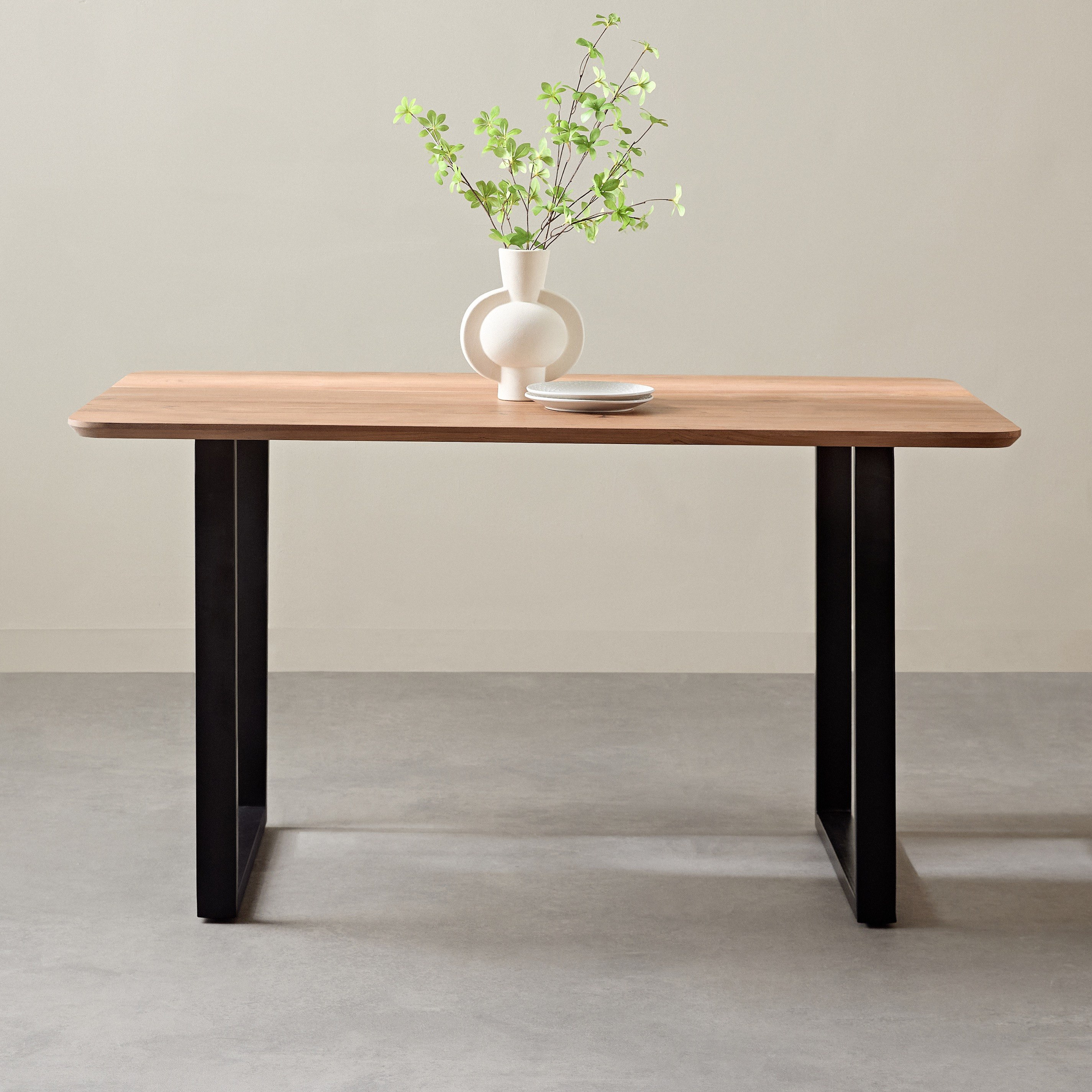 طاولة سفرة لـ6 مقاعد بسطح من الخشب الصلب المشطوف - كوستا من فيندرا -hbxdiningroom-diningtablesandsets-diningtables-sixseater-image-2
