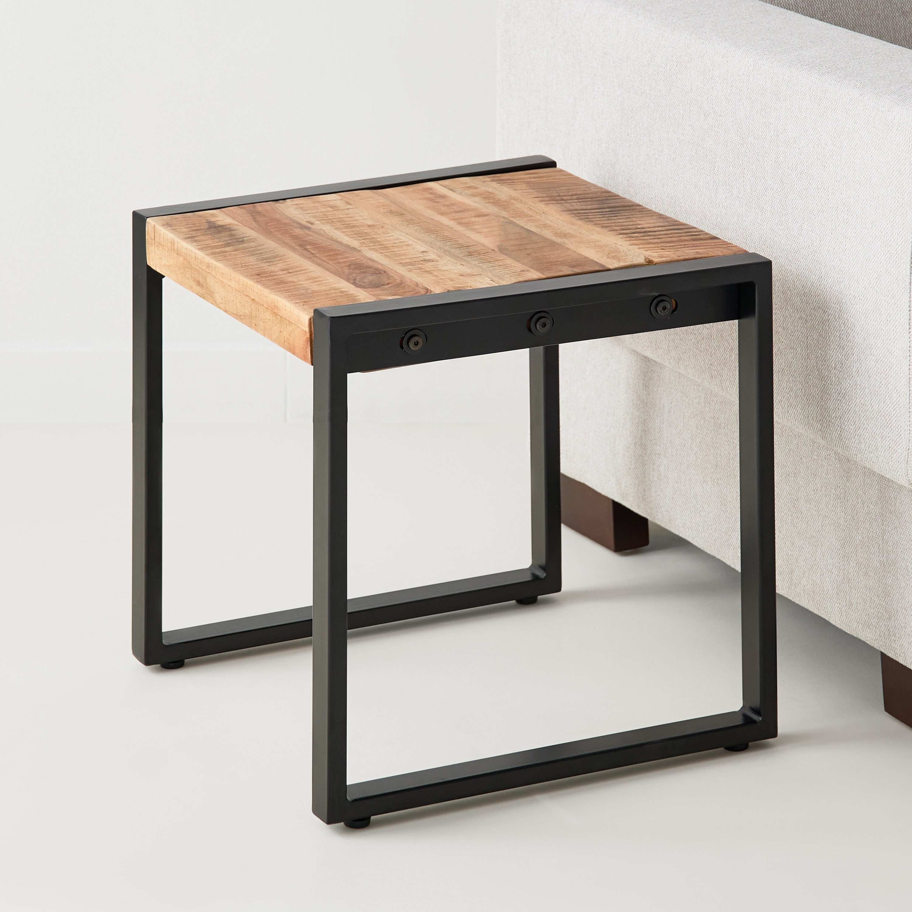 طاولة جانبية بسطح من الخشب الصلب - راستيك من فيندرا-hbxfurniture-livingroom-endtables-image-2