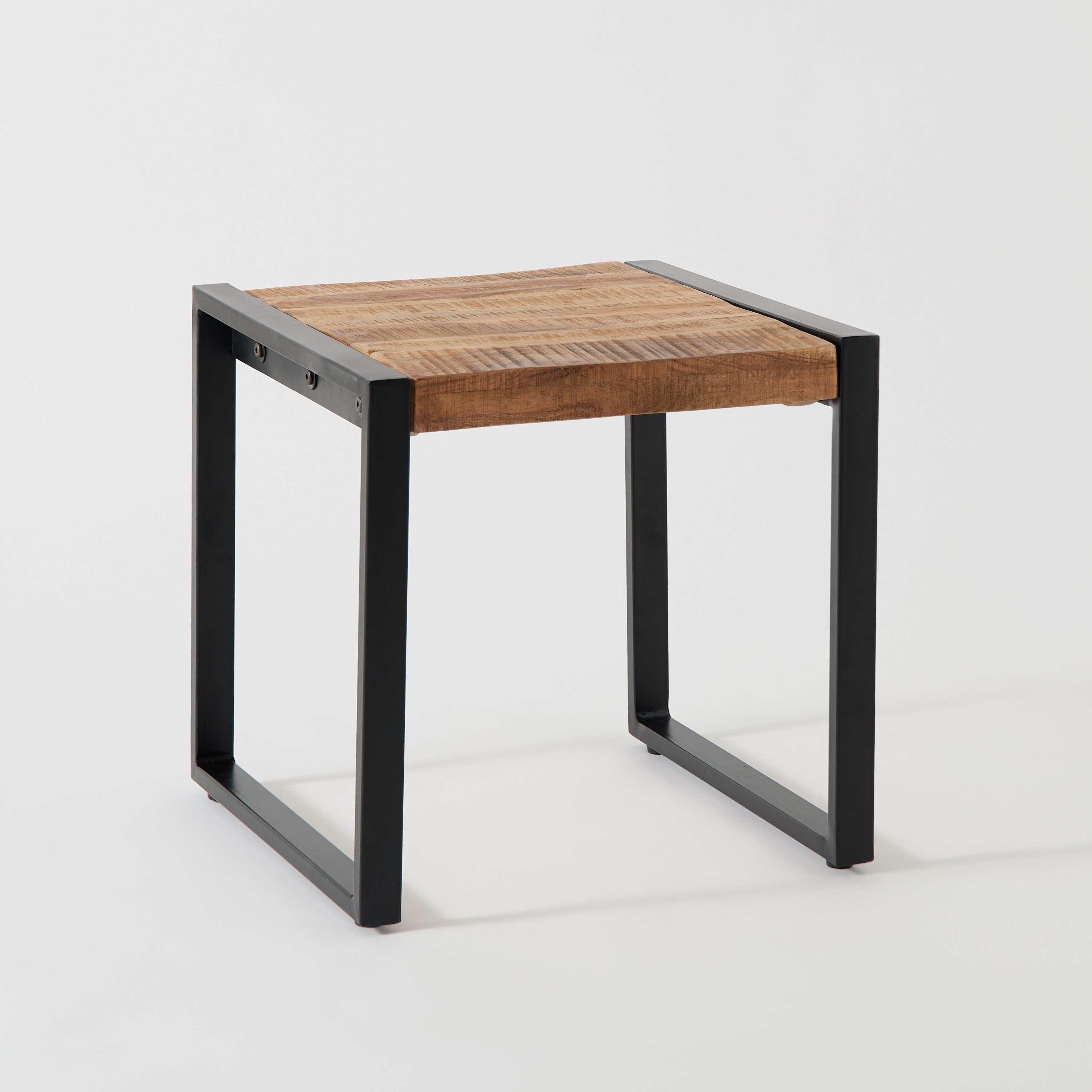 طاولة جانبية بسطح من الخشب الصلب - راستيك من فيندرا-hbxfurniture-livingroom-endtables-image-9