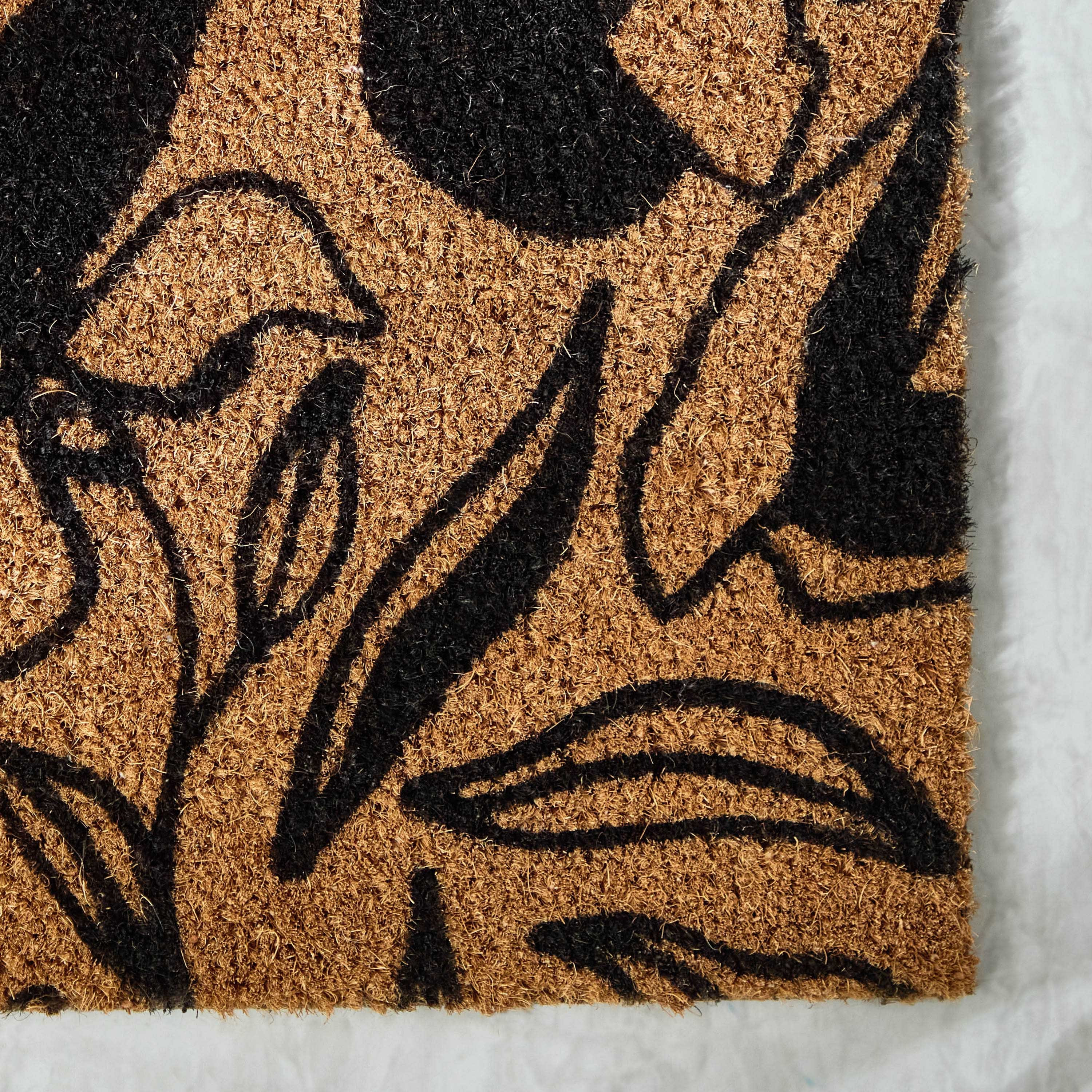 سجادة باب من ألياف جوز الهند بظهر لاتكس وطبعات ورق شجر - 40x75 سم-hbxhomeware-hbxlivingroom-image-3
