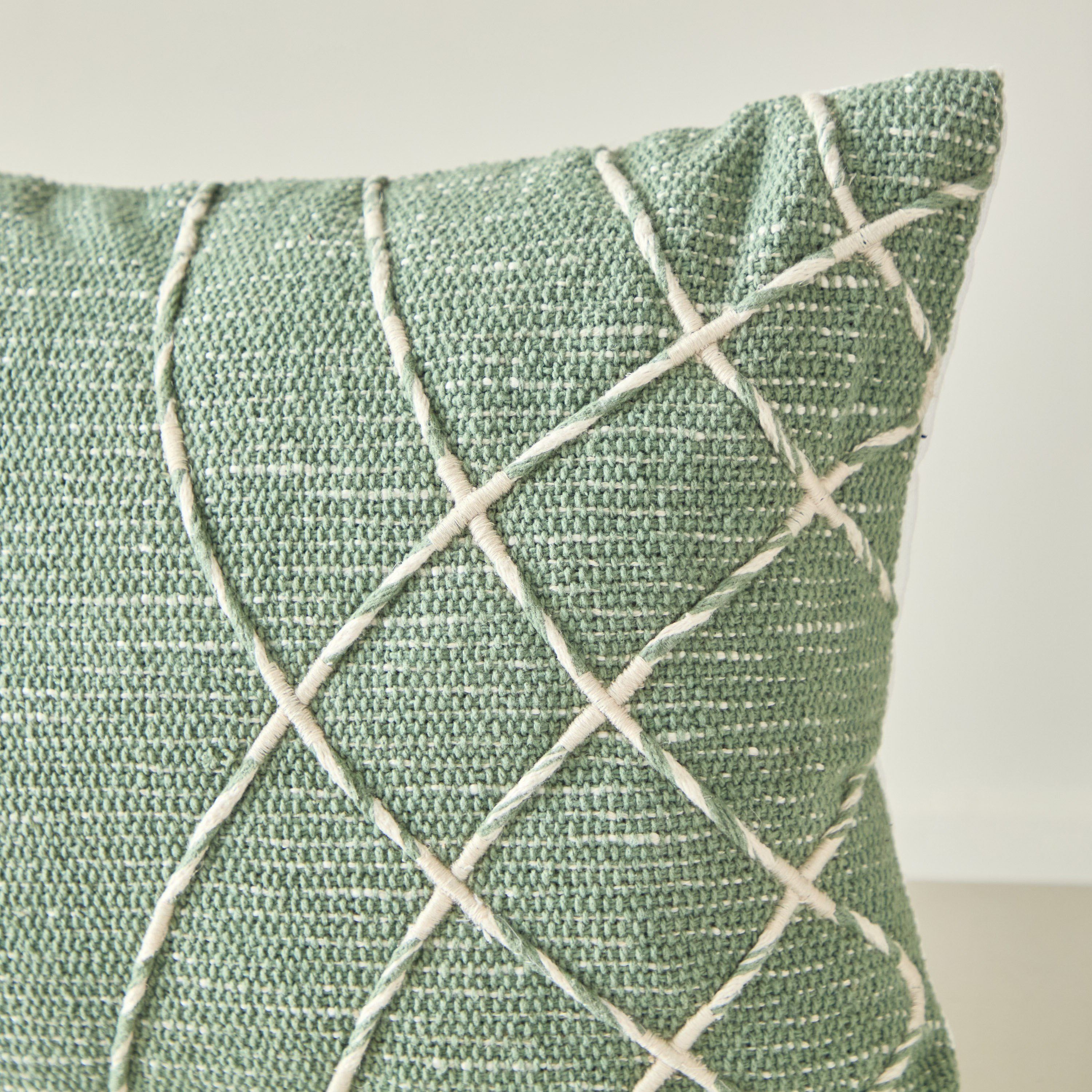 Aizel Nova Textured Filled Cushion - 30x50 cm-hbxhomeware-hbxbedroom-image-2