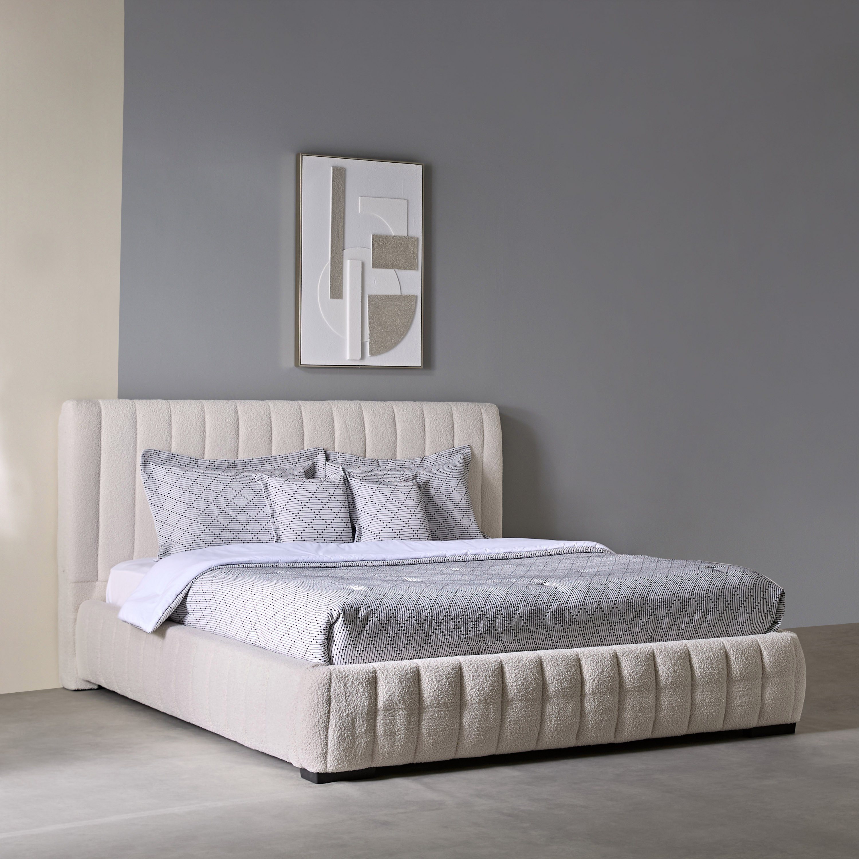 سرير كينج منجد أوربان من فرانكفورت - 180 × 200 سم-hbxfurniture-bedsandbedsets-upholsteredbeds-king-image-1
