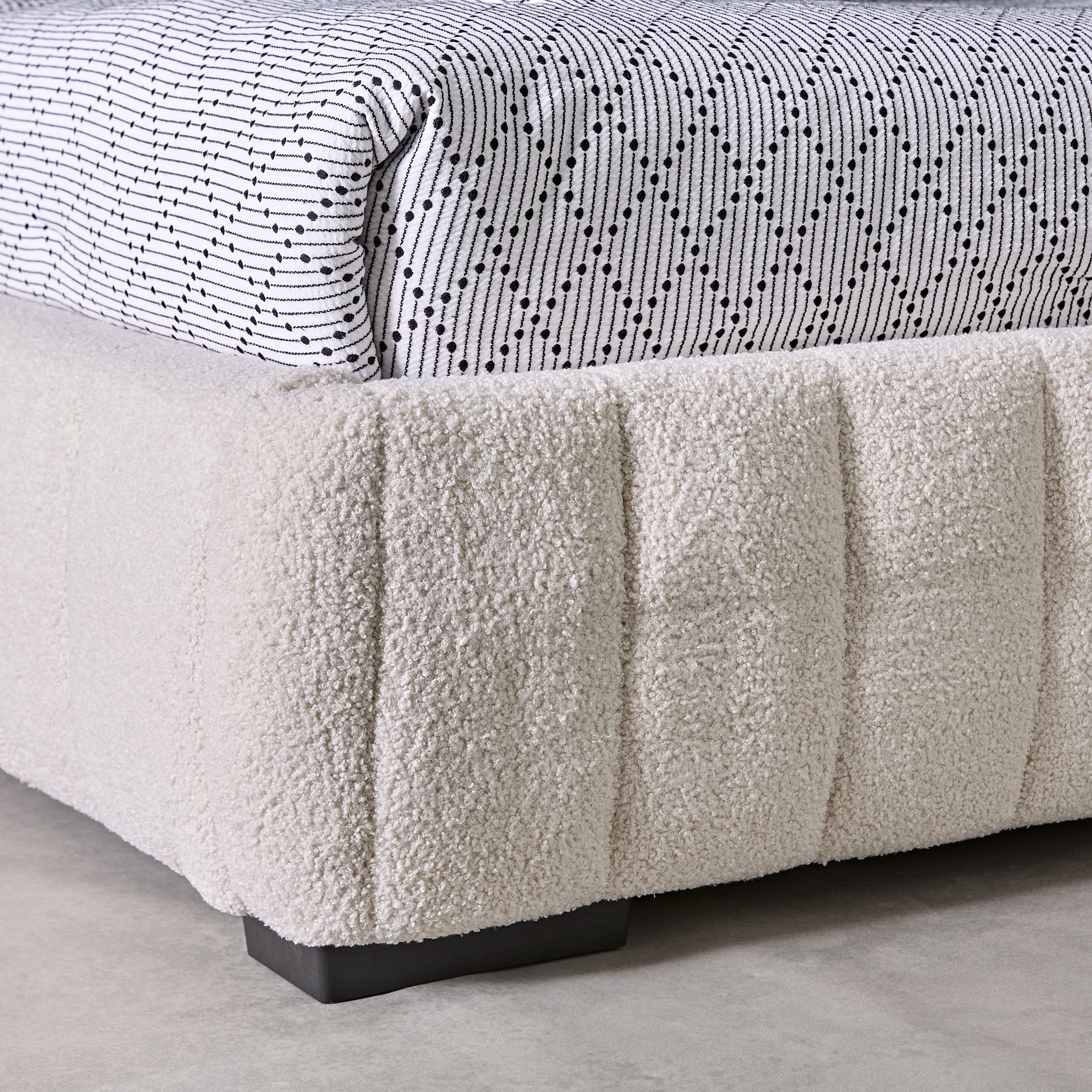 سرير كينج منجد أوربان من فرانكفورت - 180 × 200 سم-hbxfurniture-bedsandbedsets-upholsteredbeds-king-image-8