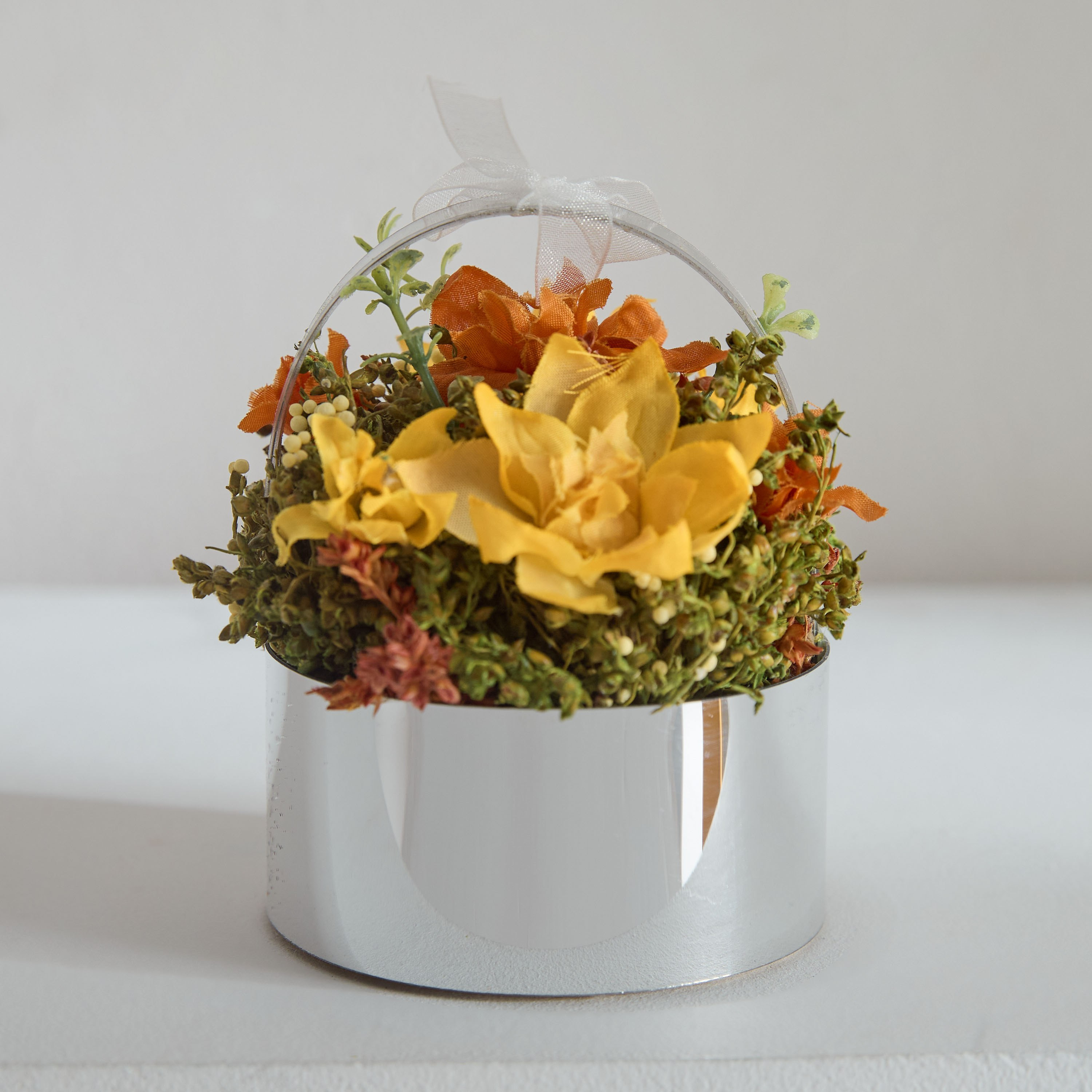 باقة زهور لاركسبور في سلة مستديرة من كيفن - 9.5x9.5x10.5 سم-hbxdecorandfurnishings-homeaccessories-artificialflowersandplants-image-2