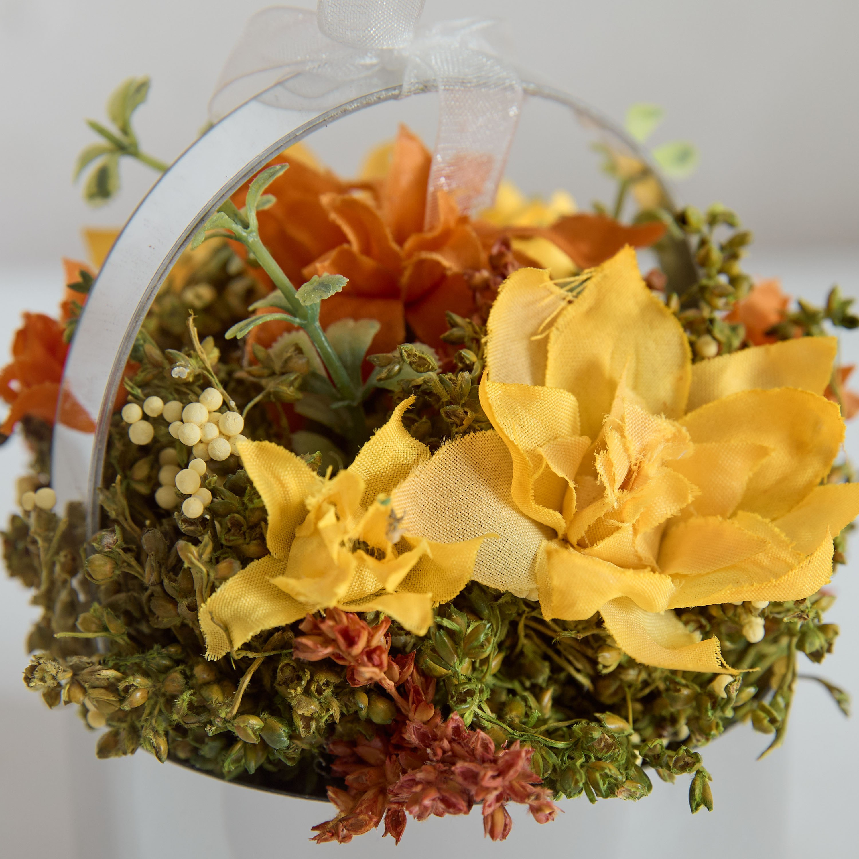 باقة زهور لاركسبور في سلة مستديرة من كيفن - 9.5x9.5x10.5 سم-hbxdecorandfurnishings-homeaccessories-artificialflowersandplants-image-3