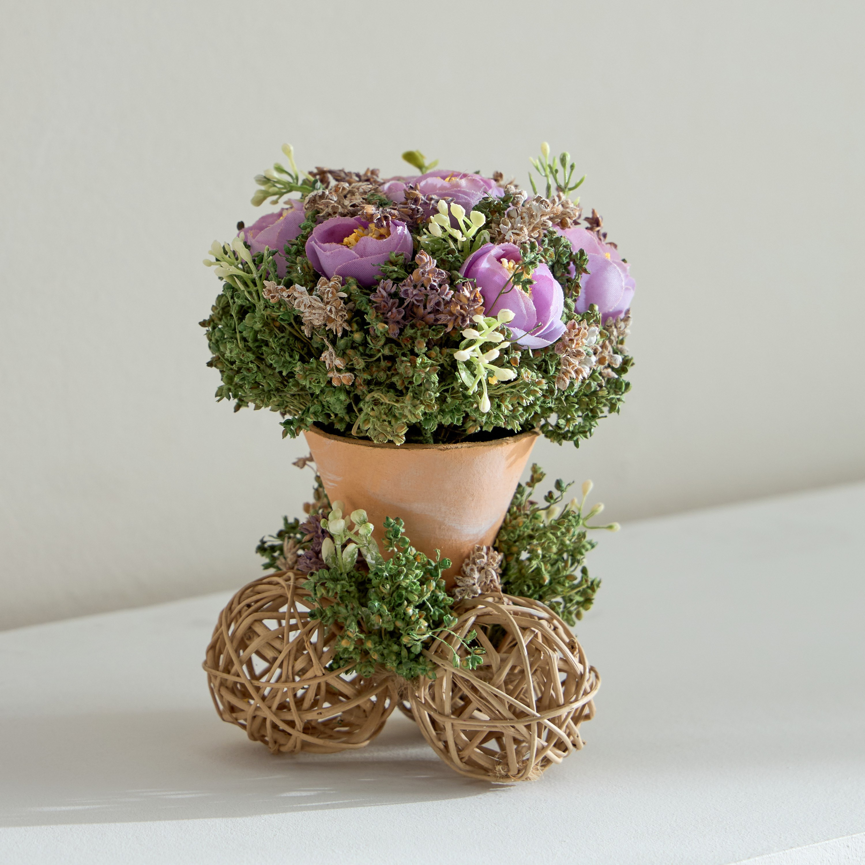 Caven Ranunculus Arrangement in Brunch Ball Planter - 10x10x15 cm-hbxhomeware-hbxdecorandfurnishings-image-1