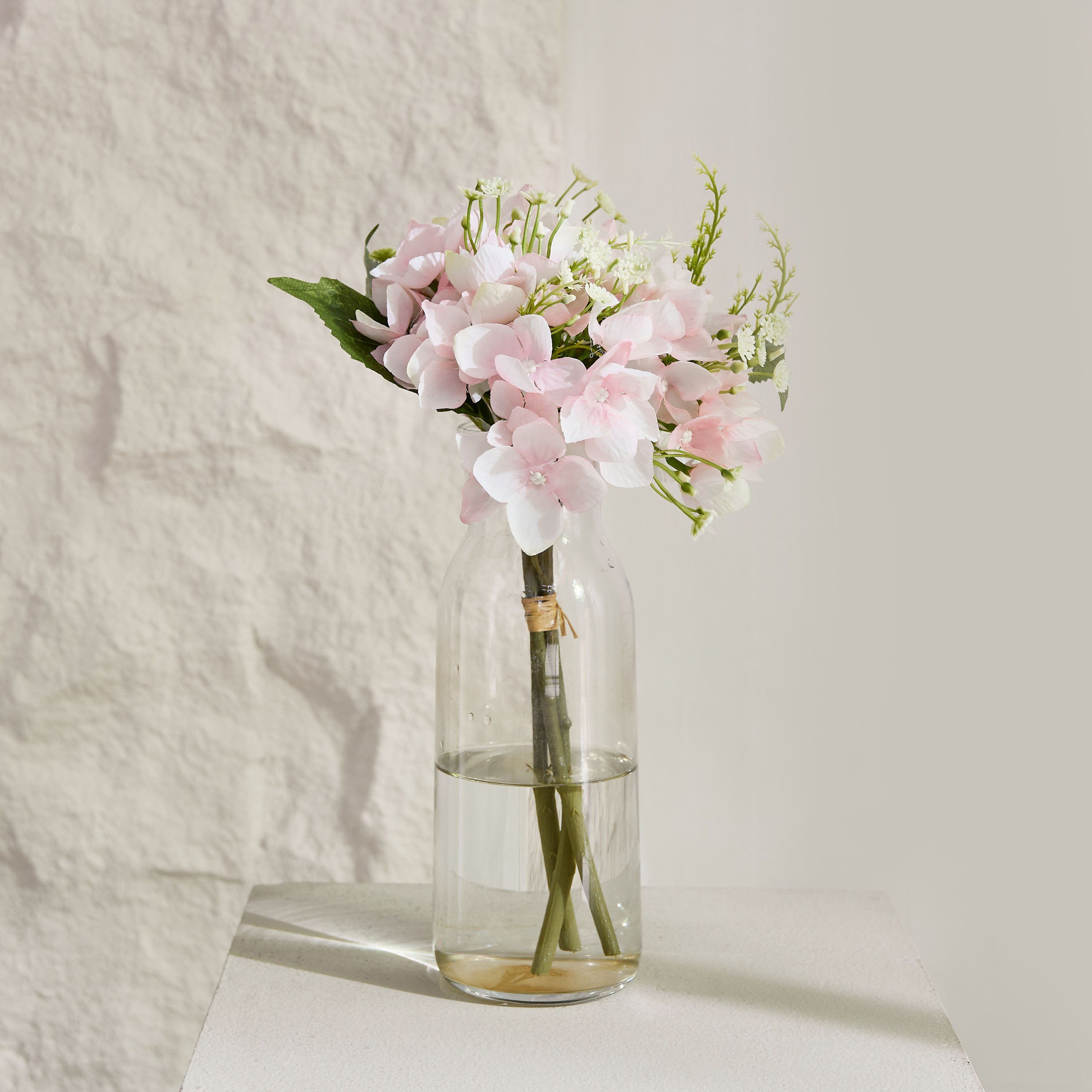 باقة زهور هيدرانجيا بثلاث رؤوس من ليارا - 34 سم-hbxdecorandfurnishings-homeaccessories-artificialflowersandplants-image-1
