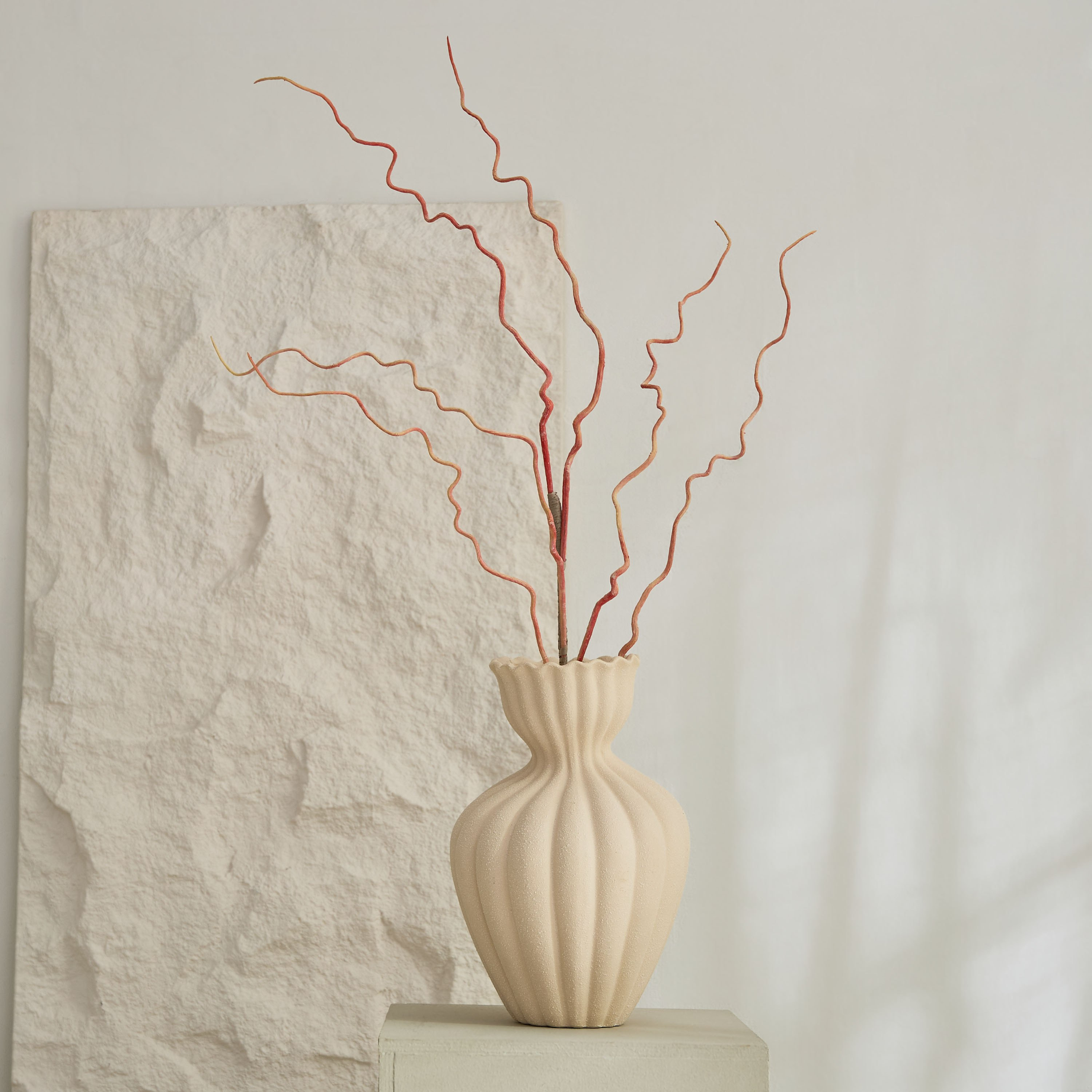 أغصان متشعبة من ليارا - 109 سم-hbxdecorandfurnishings-homeaccessories-artificialflowersandplants-image-1
