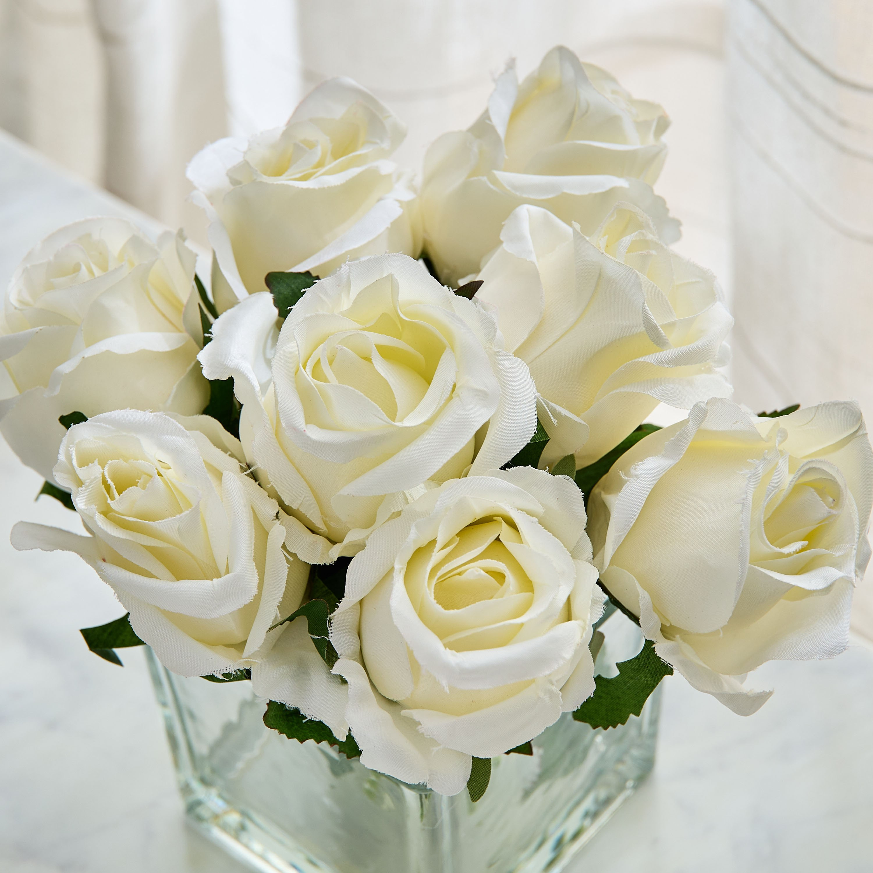 Liara Rose Buds Arrangement with Still Water in Glass Pot - 30 cm-hbxdecorandfurnishings-homeaccessories-artificialflowersandplants-image-2