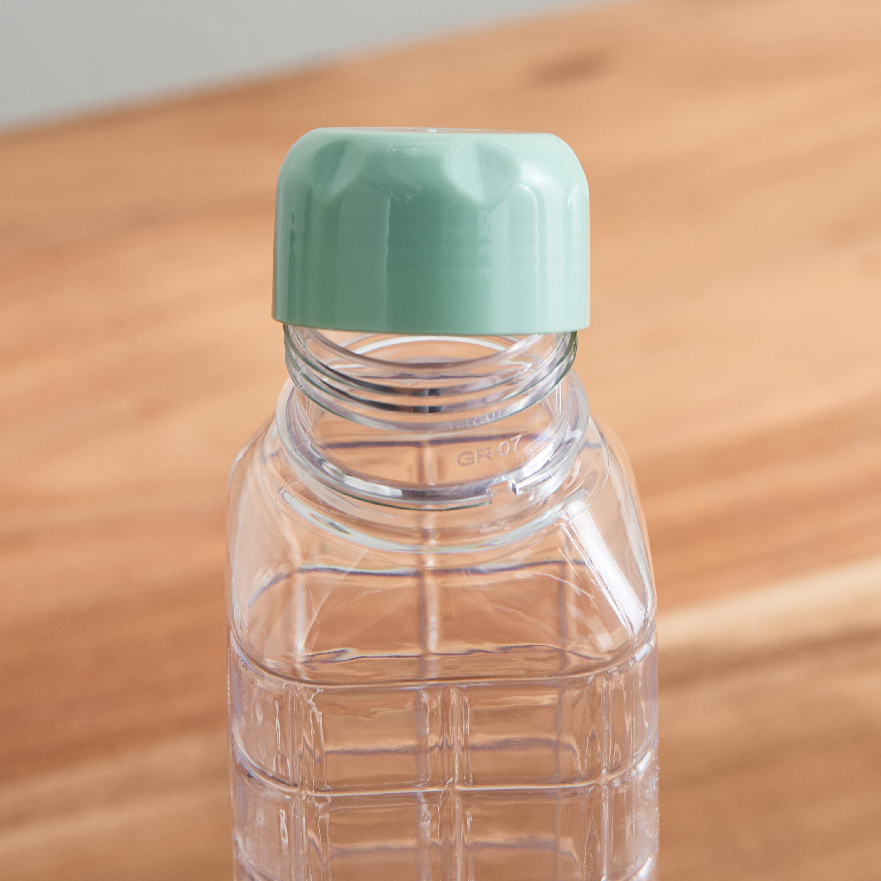 قارورة مياه من كريستال - 900 مل-hbxhomeware-diningandtabletop-bottles-image-4