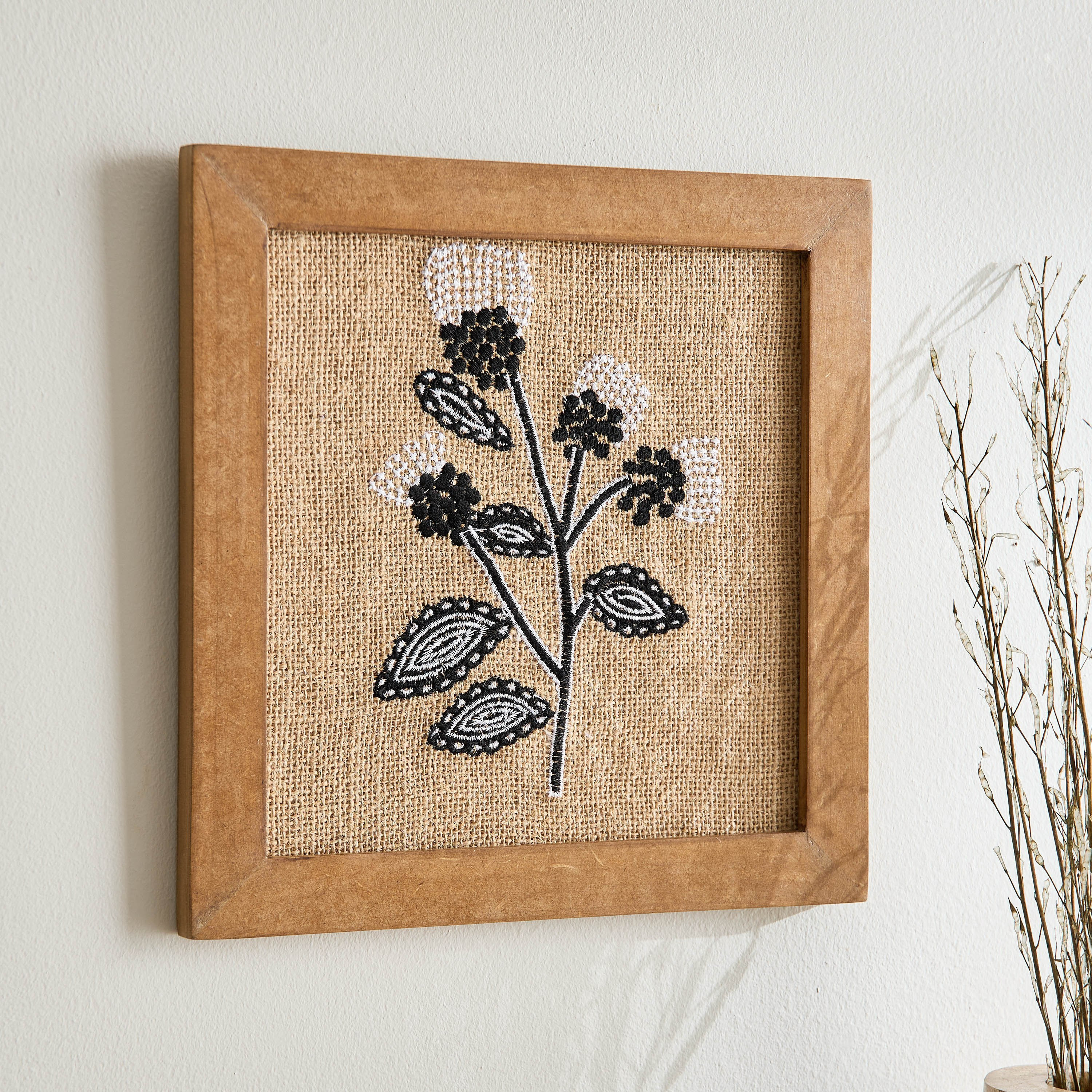 ديكور حائط من القماش والجوت من إنزو - 25x25x2 سم-hbxdiningroom-walldecor-wallart-image-1