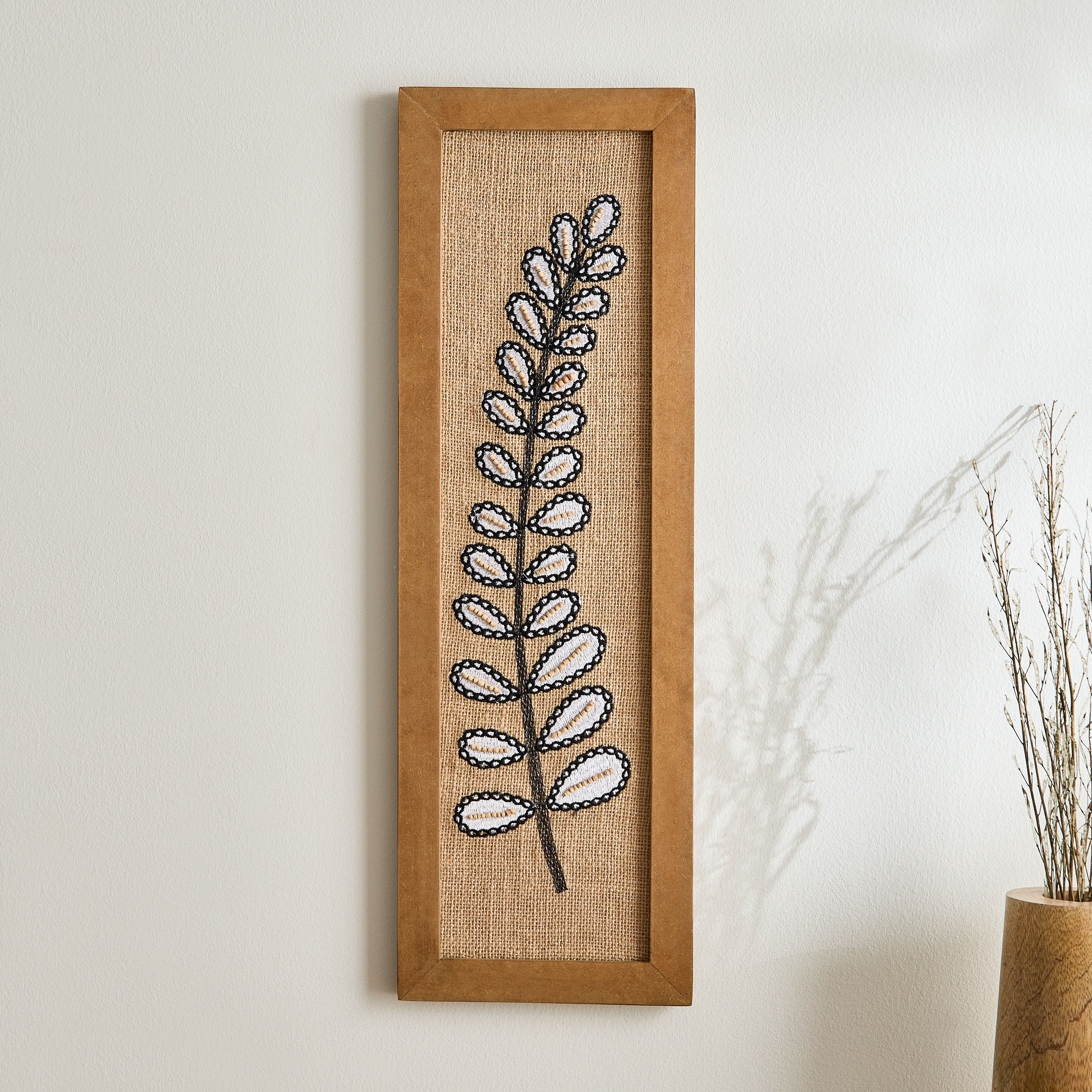 ديكور حائط خشبي بقماش الجوت المزين بالخرز من إنزو - 53x18 سم-hbxdiningroom-walldecor-wallart-image-2