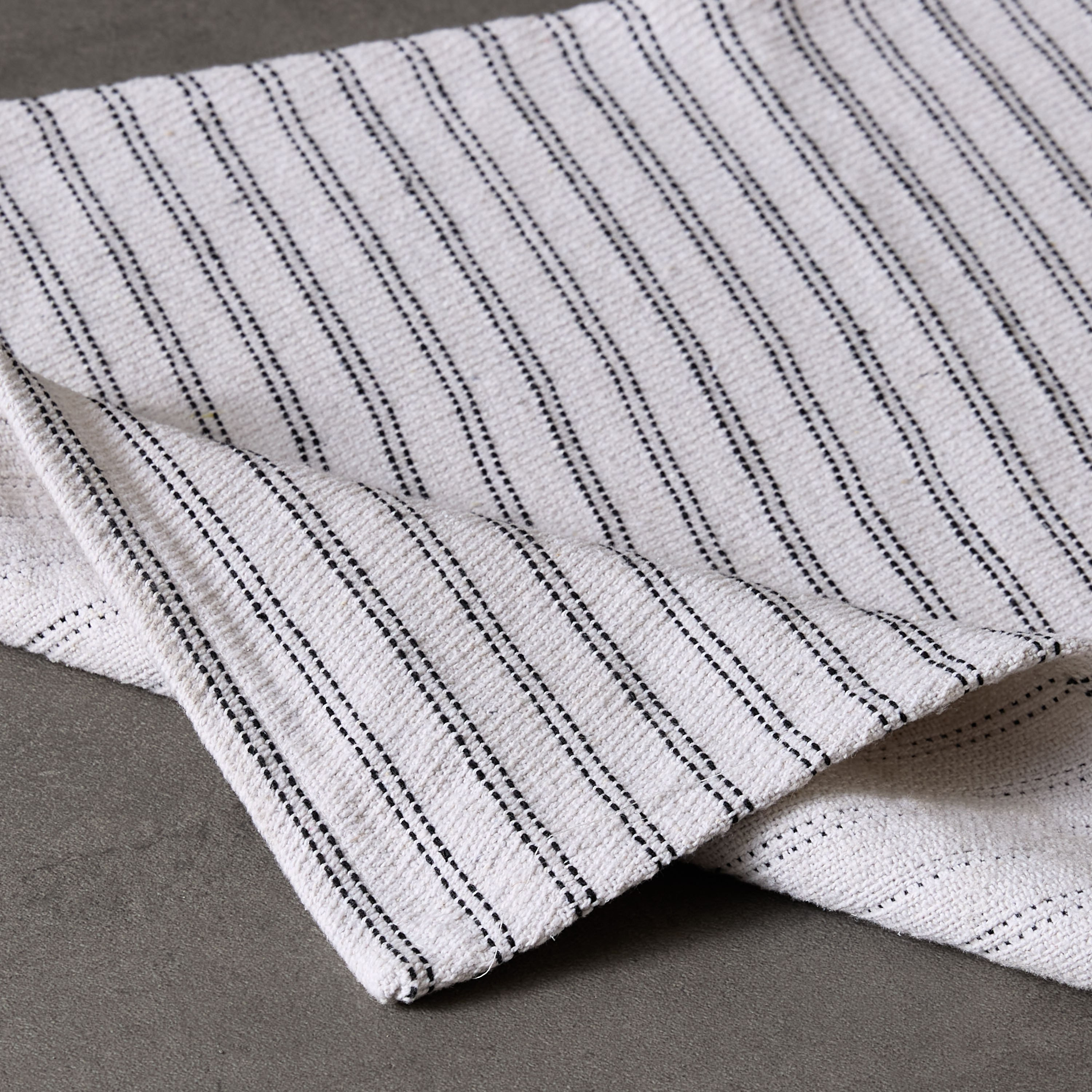 Allan Snow Recycled Cotton Dhurrie - 60x120 cm-hbxdecorandfurnishings-floorcoverings-rugs-image-4