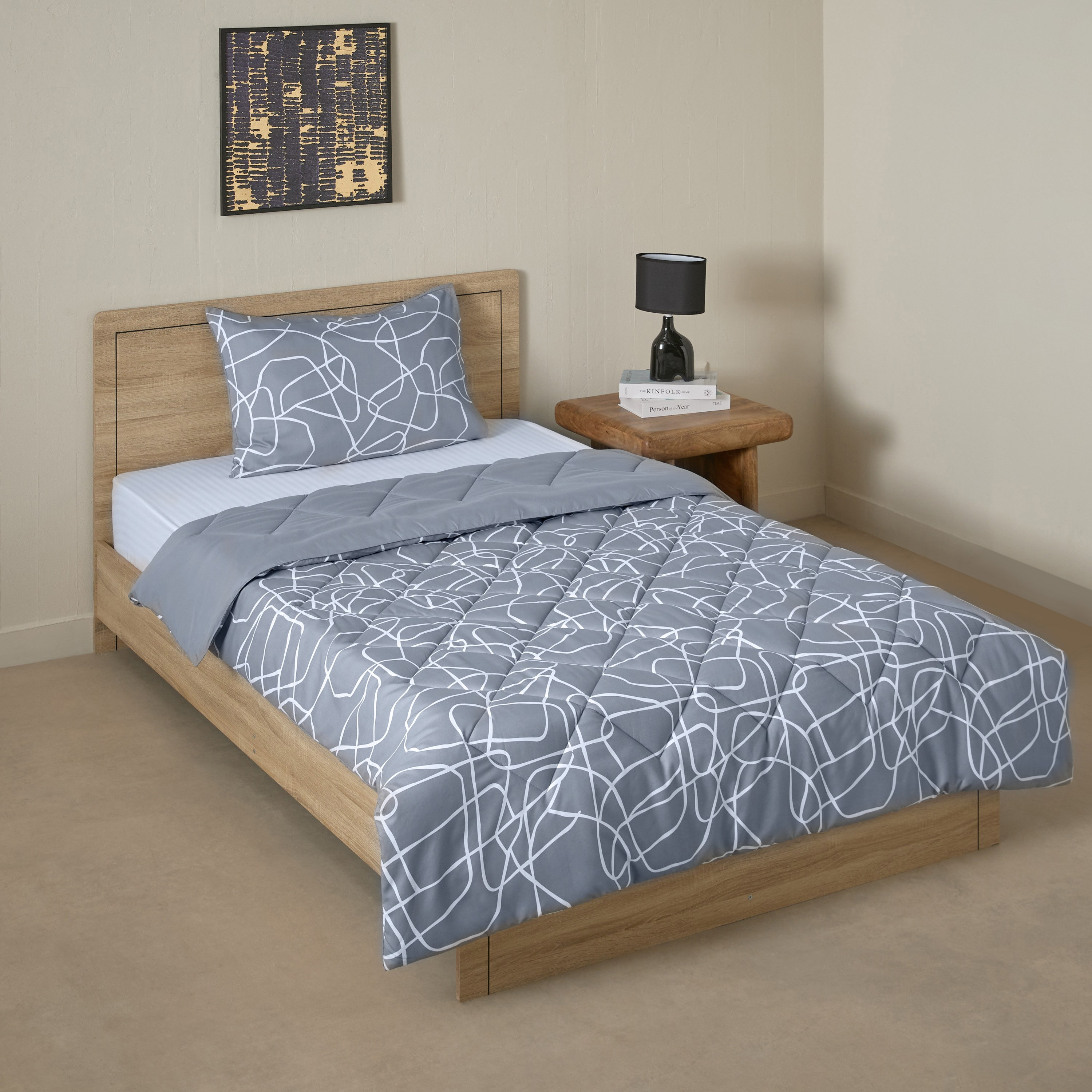 طقم لحاف زوجي مايكروفايبر قطعتين يستخدم على الوجهين كوهمو من مدريد - 160x220 سم-hbxhomeware-hbxbedroom-image-2