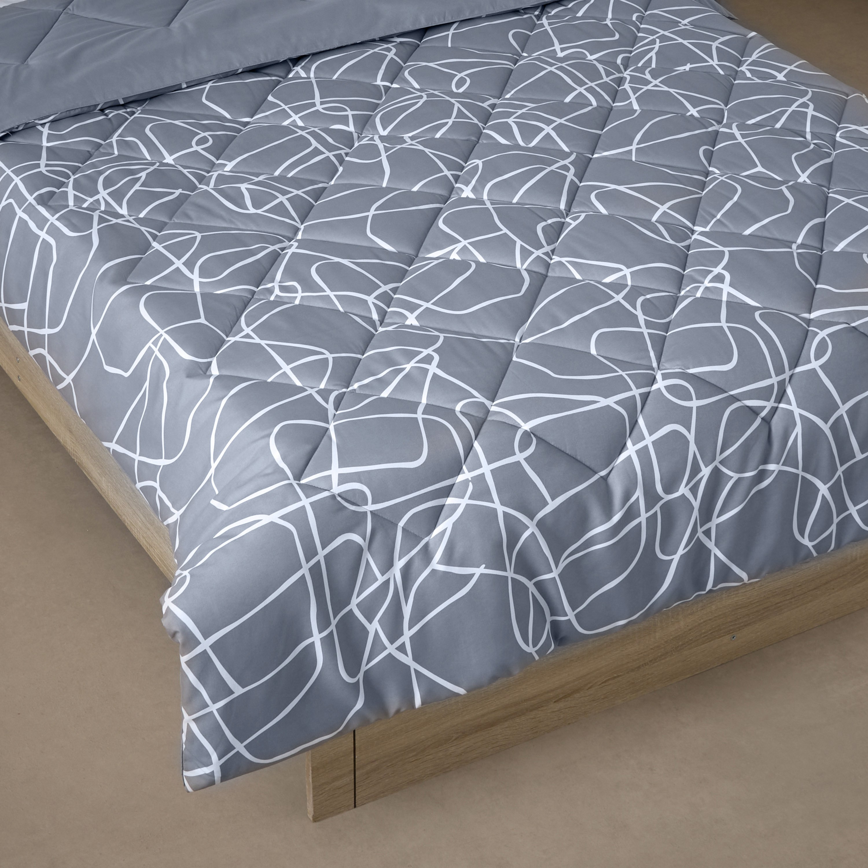 طقم لحاف زوجي مايكروفايبر قطعتين يستخدم على الوجهين كوهمو من مدريد - 160x220 سم-hbxhomeware-hbxbedroom-image-5