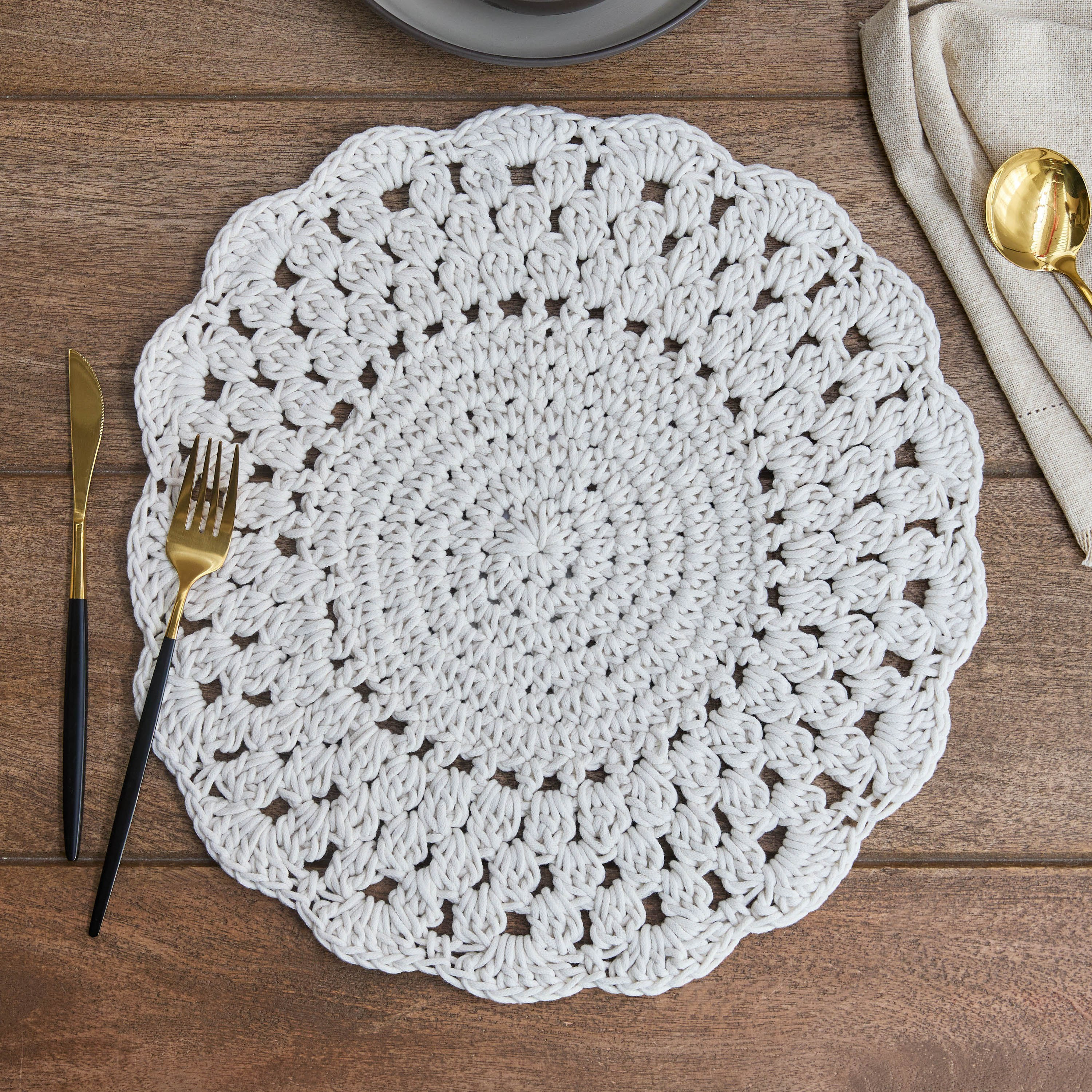 لبادة صحون كروشيه من نوتسكيب - 38 سم-hbxdecorandfurnishings-homefurnishings-tablelinens-image-1