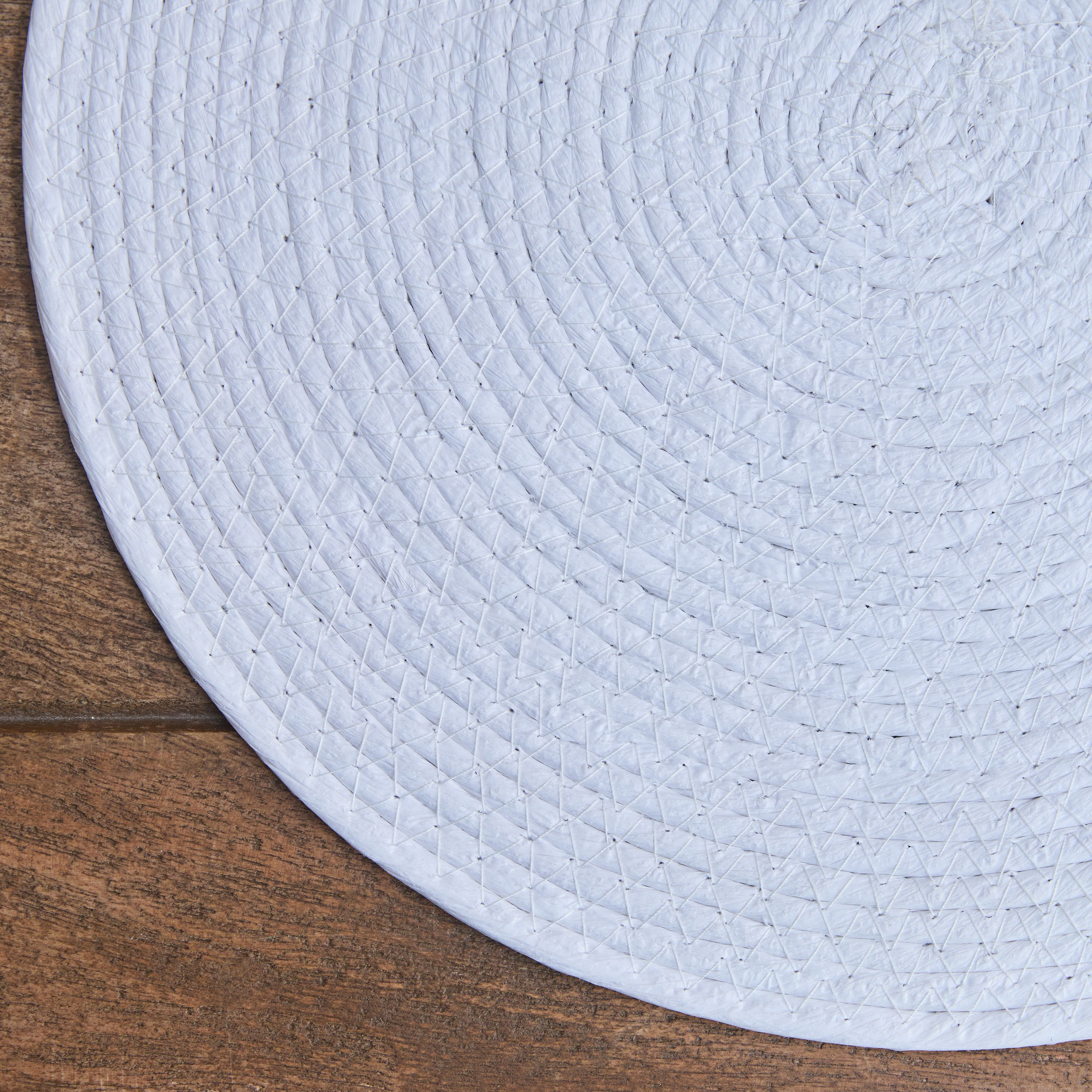 Lumina Paper Placemat - 38 cm-hbxdecorandfurnishings-homefurnishings-tablelinens-image-2