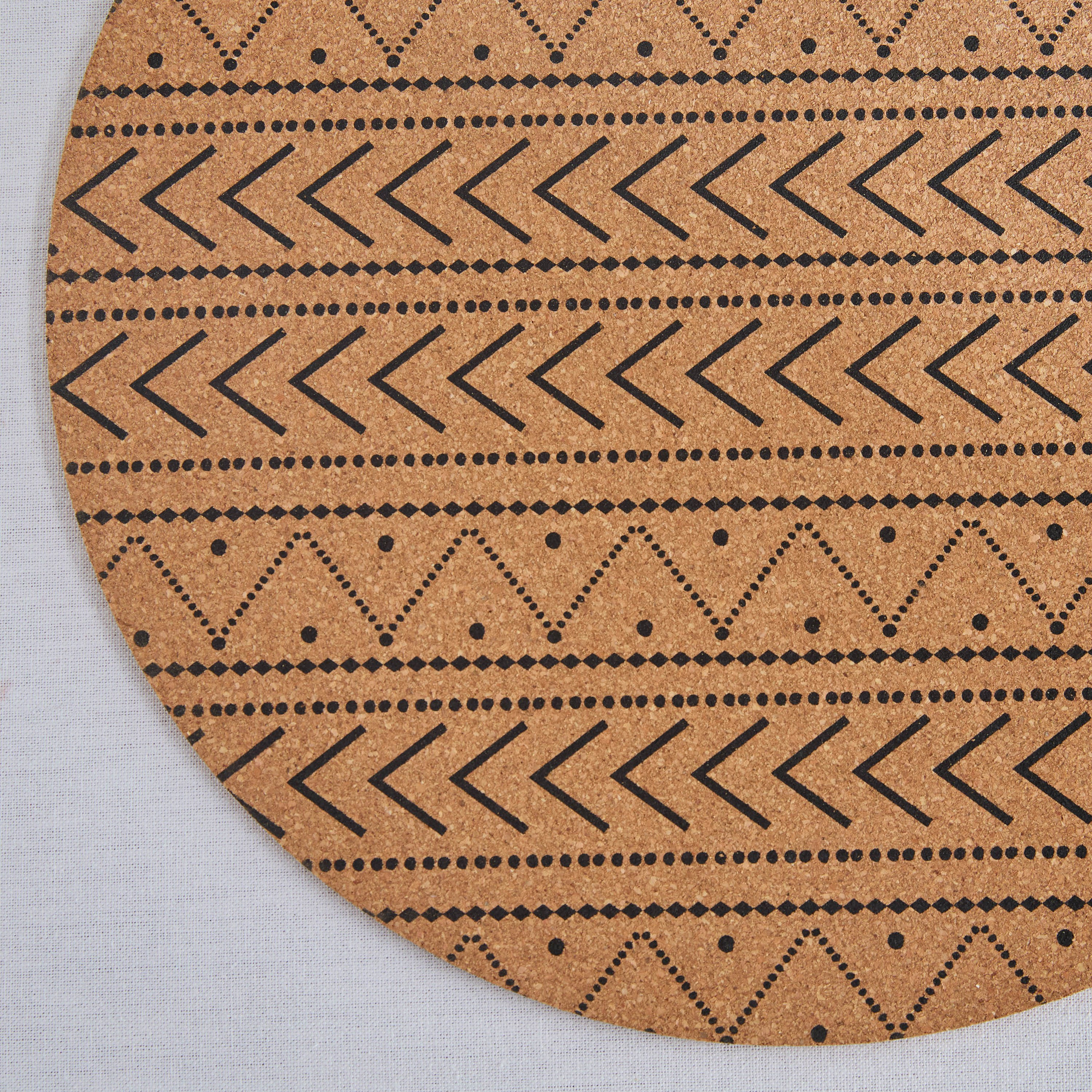 لبادة صحون فلين بِطبعات من تريب - 35 سم-hbxdecorandfurnishings-homefurnishings-tablelinens-image-2