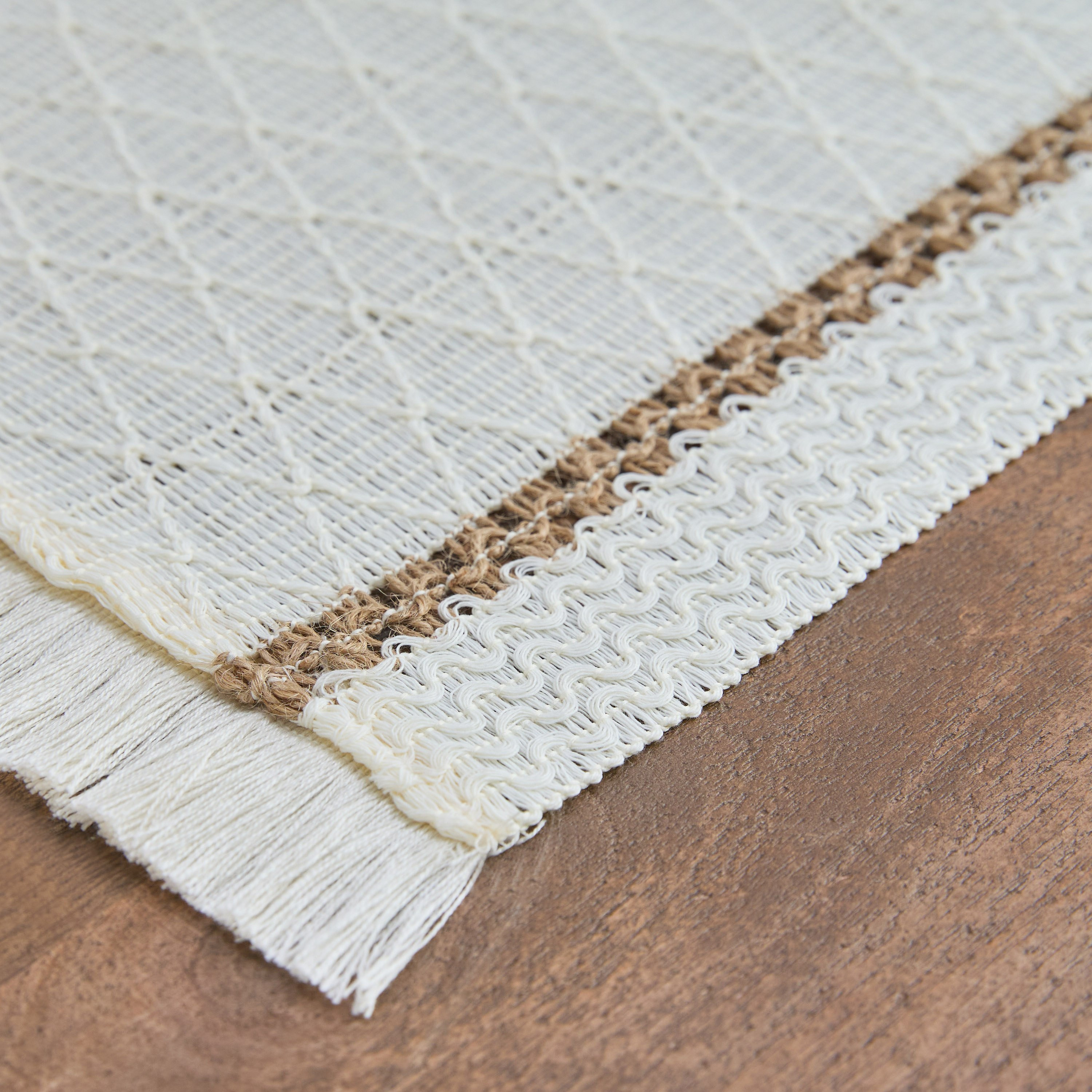 لبادة صحون منسوجة من فيربي - 33×45 سم-hbxdecorandfurnishings-homefurnishings-tablelinens-image-3