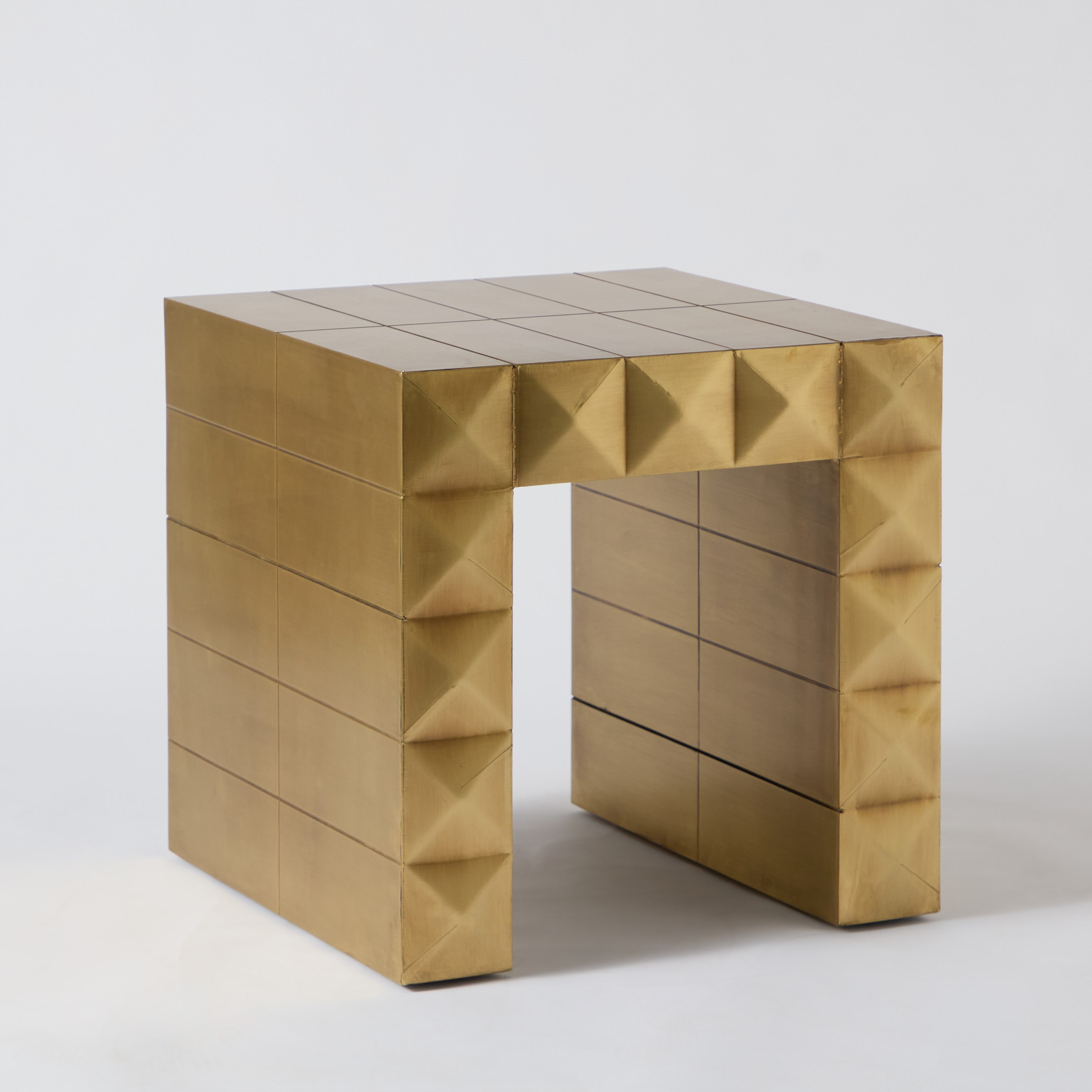 طاولة جانبية مطلية بالنحاس - بريزما من كافون-hbxfurniture-livingroom-endtables-image-6