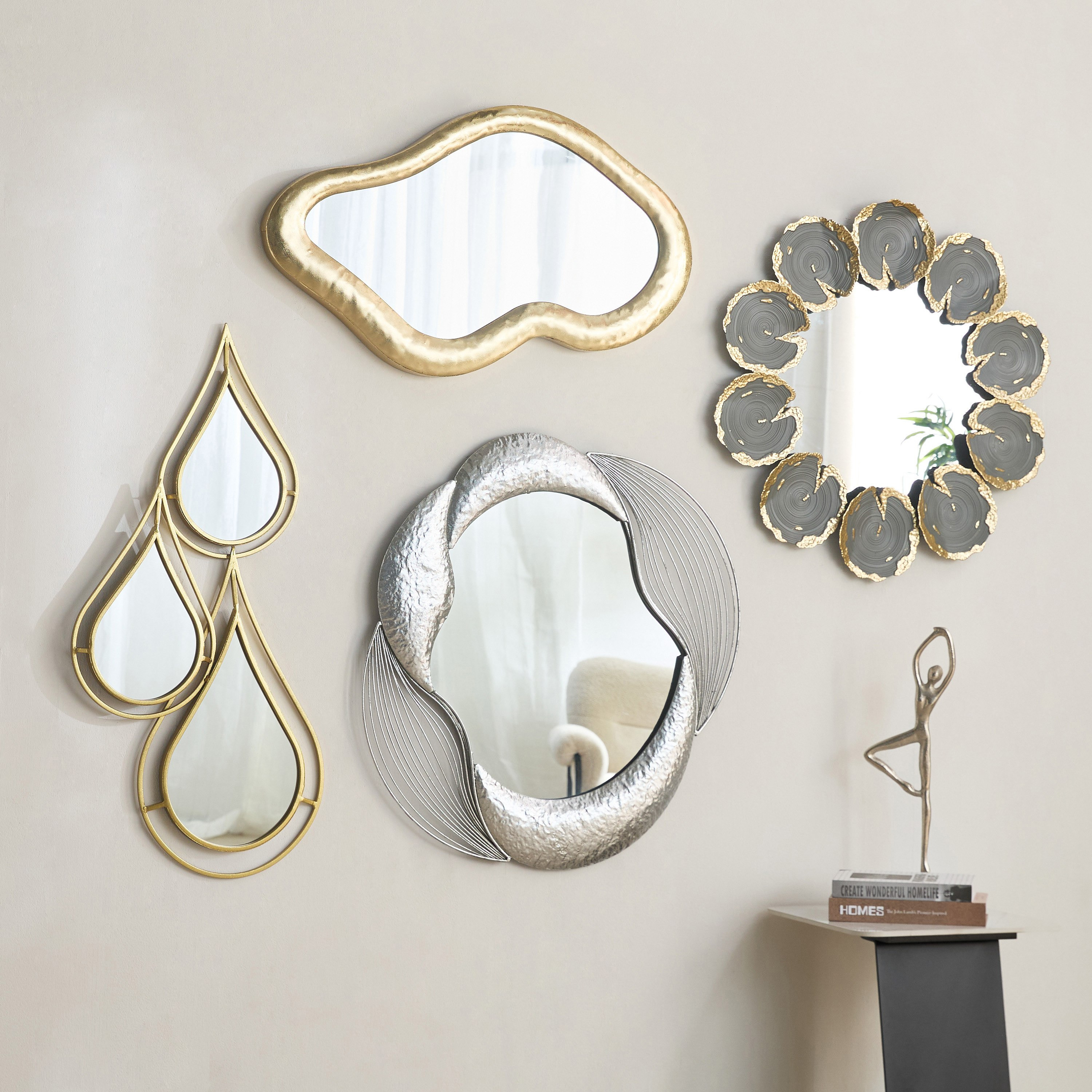 مرآة حائط فاخرة من المعدن شديد التحمل بتصميم بتلات من ديلب - 68.6x71.1x3.8 سم-hbxhomeware-hbxdecorandfurnishings-image-4
