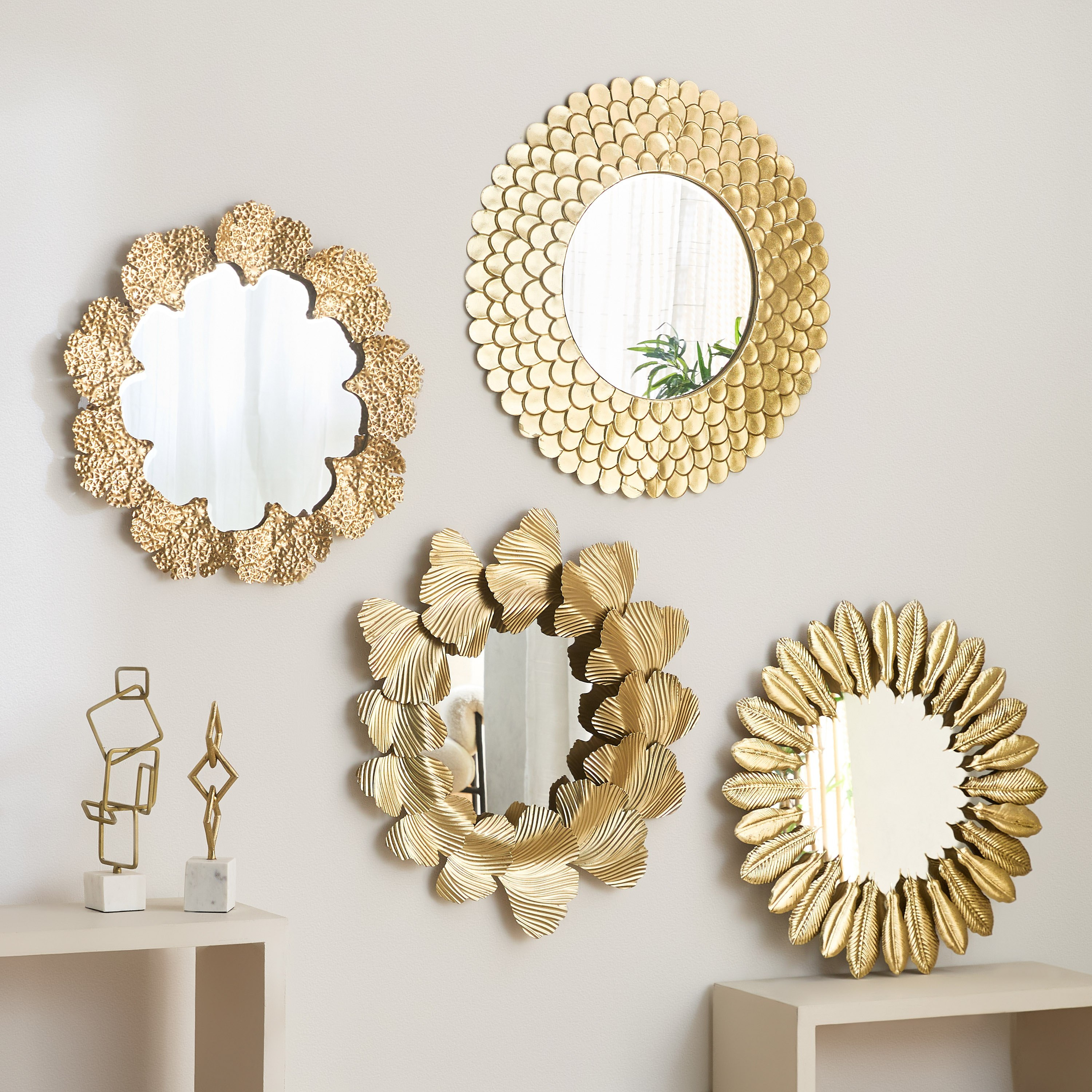 مرآة حائط فاخرة من المعدن شديد التحمل بتصميم ورق الشجر من ديلب - 69.2x74.3x6.4 سم-hbxhomeware-hbxdecorandfurnishings-image-4