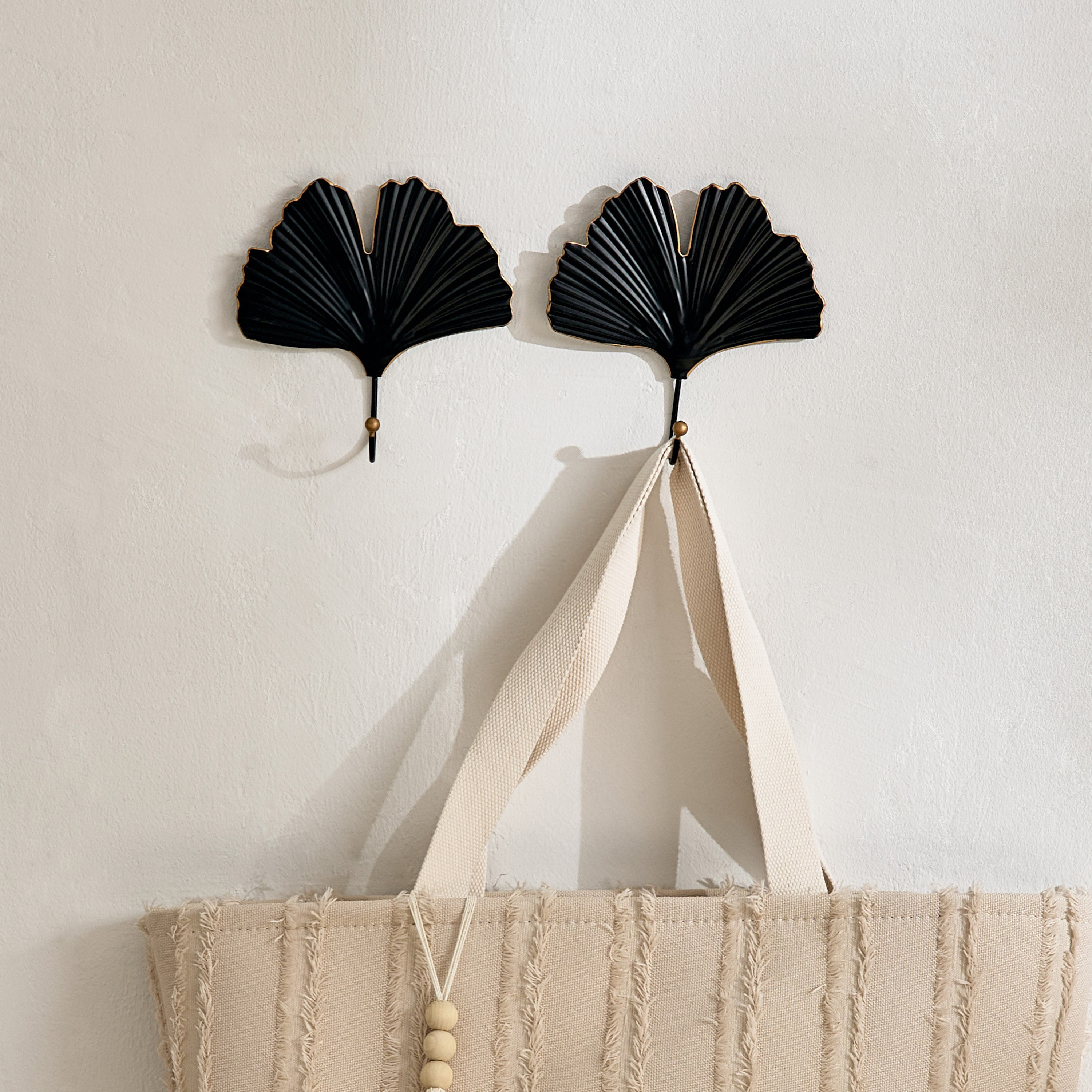 خطافات حديدية مكونة من قطعتين من كوستيلو - 15×15×4 سم-hbxdiningroom-decorandaccessories-hooks-image-1