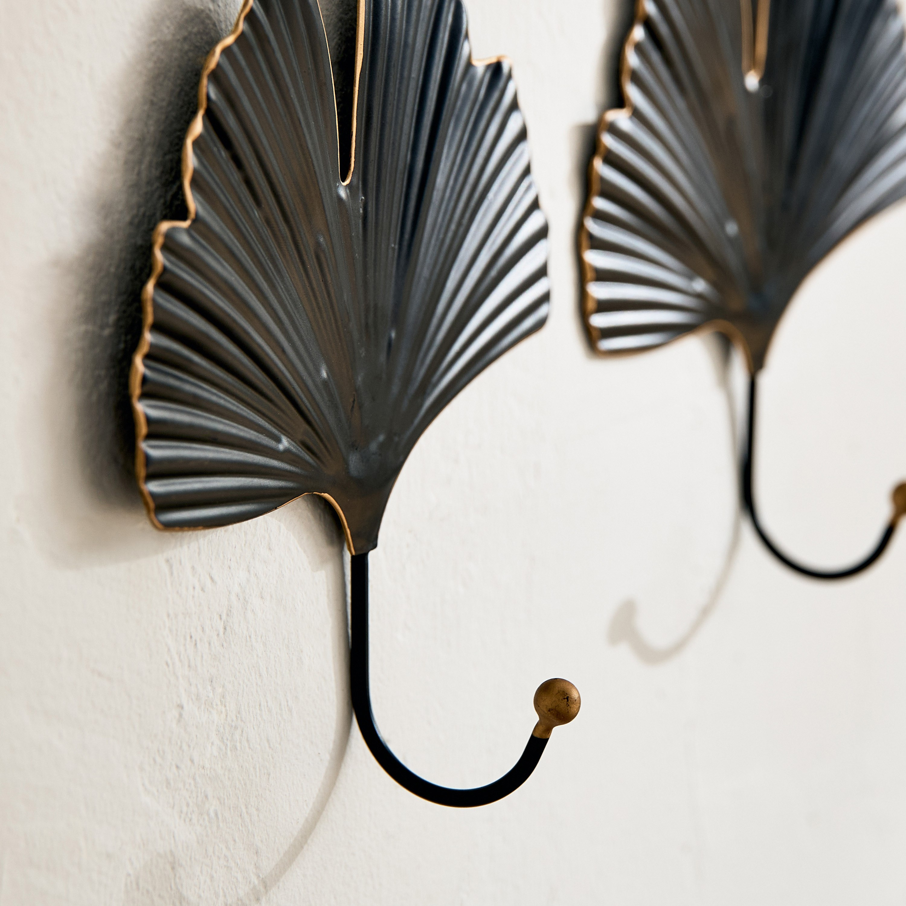 خطافات حديدية مكونة من قطعتين من كوستيلو - 15×15×4 سم-hbxdiningroom-decorandaccessories-hooks-image-3