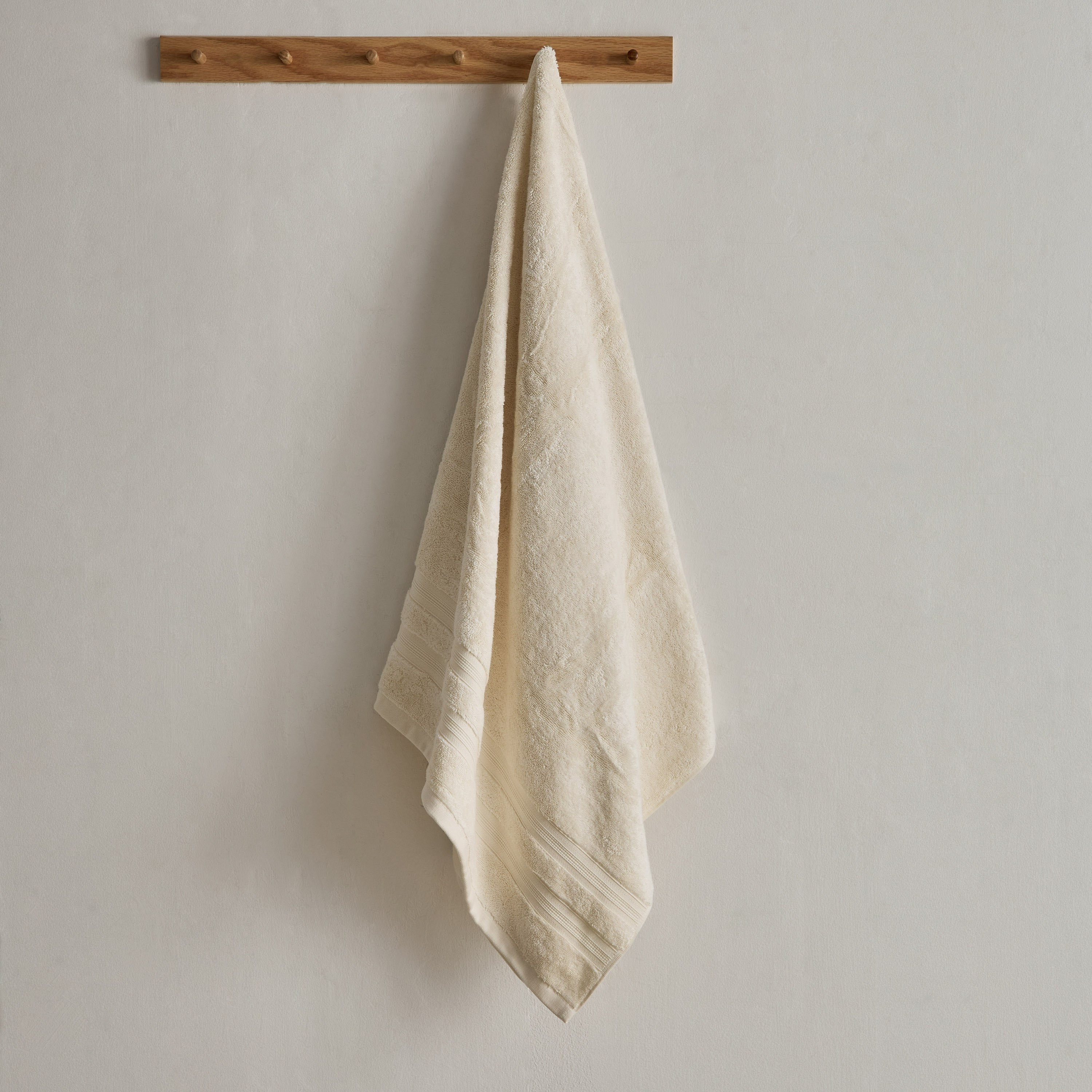 منشفة حمام قطن خيزران من إيفر إيكو - 70×140 سم-hbxbathroom-bathroomtextiles-image-1