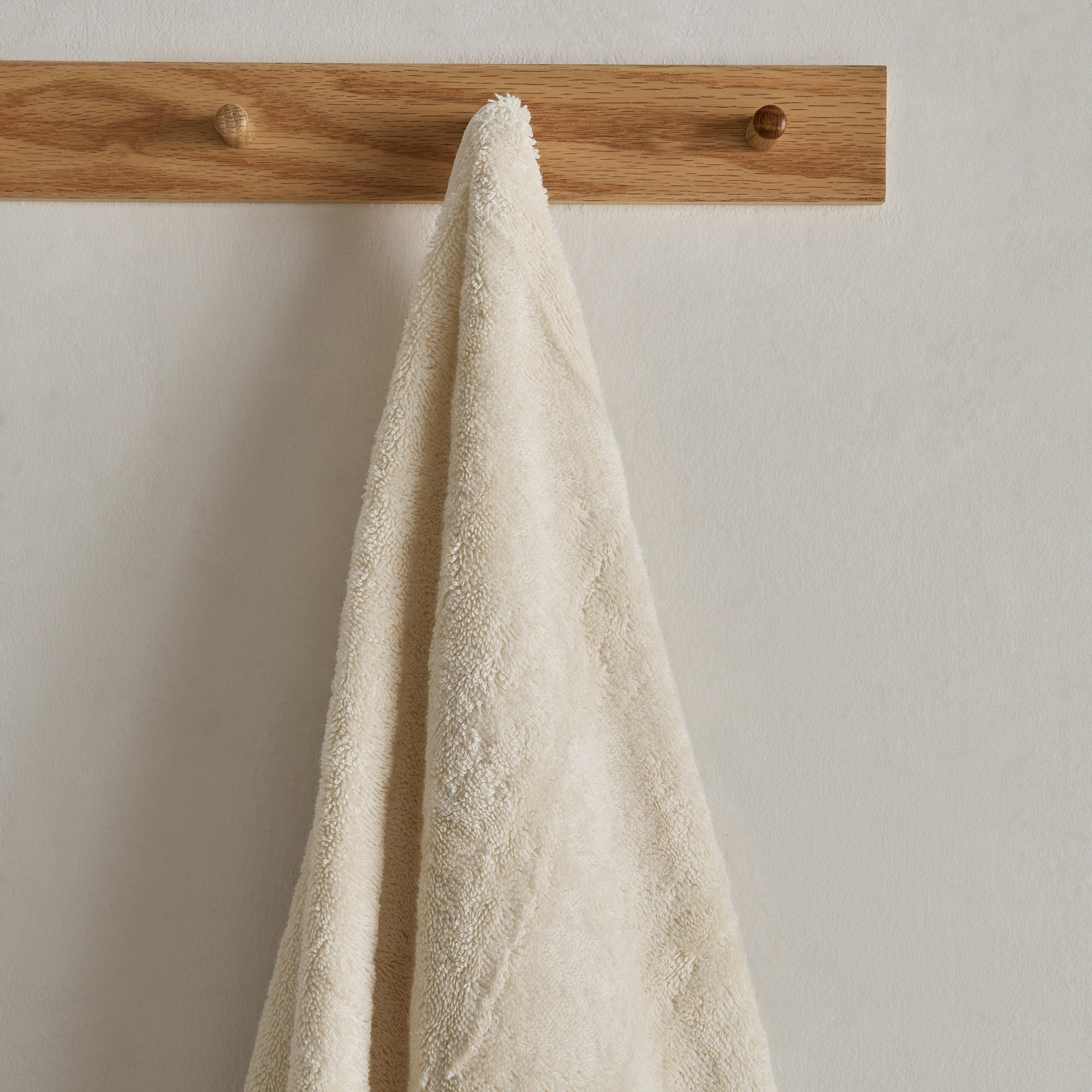 منشفة حمام قطن خيزران من إيفر إيكو - 70×140 سم-hbxbathroom-bathroomtextiles-image-2