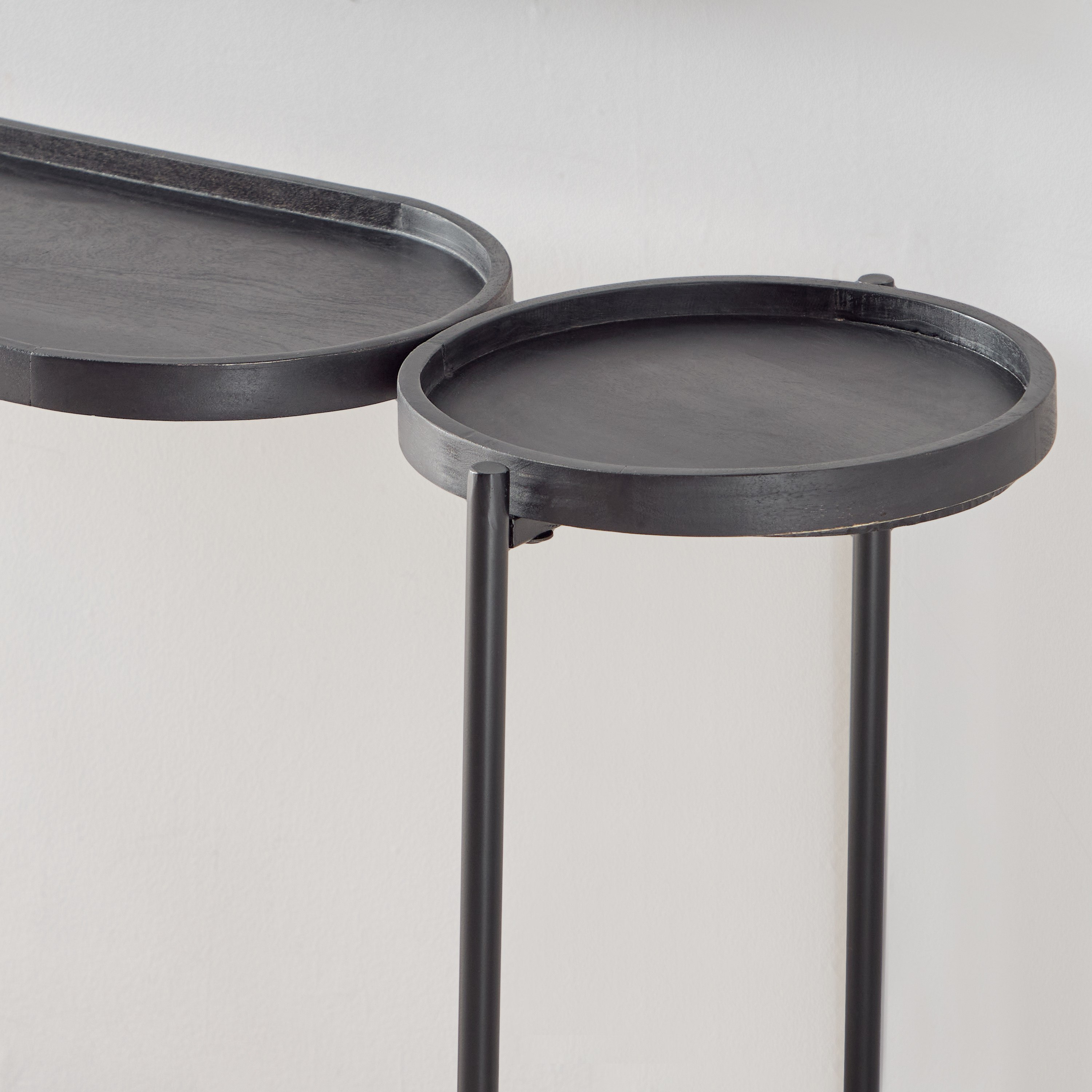 طاولة كونسول من الخشب الصلب - إنّا روطان من فيندرا-hbxfurniture-tablesandstands-consoletables-image-3