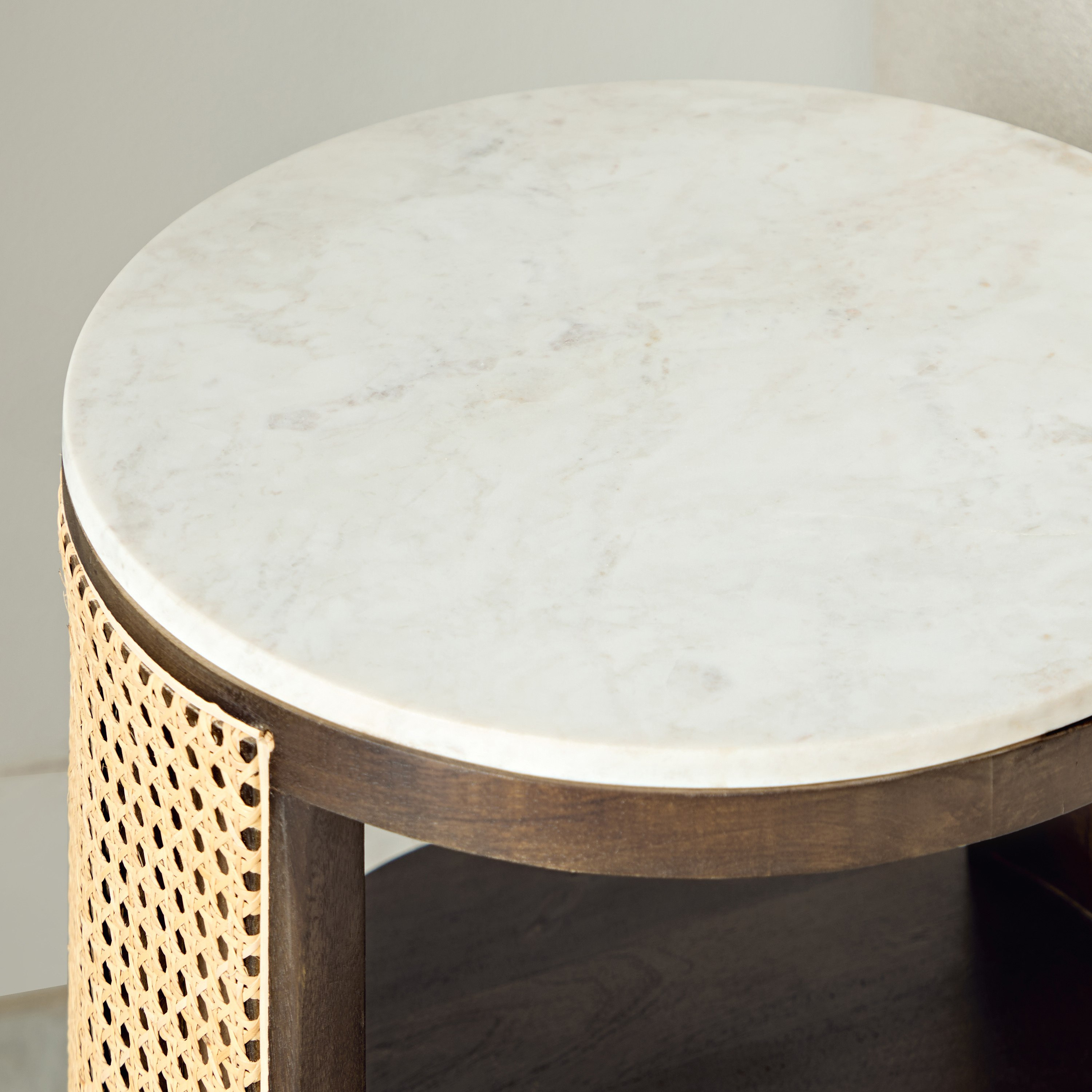 طاولة جانبية من الخشب الصلب بسطح من الرخام الأصلي - روطان باي من فيندرا-hbxfurniture-livingroom-endtables-image-5
