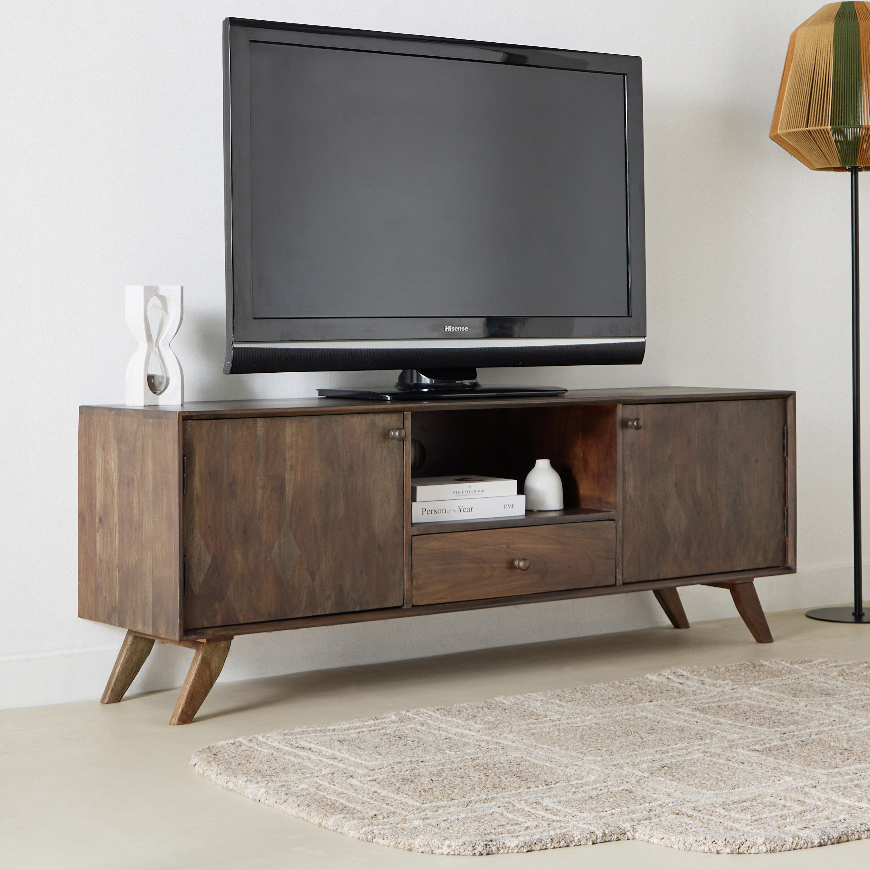 وحدة تلفزيون حتى 65 بوصة 1.5 متر من الخشب الصلب - أرو من فيندرا-hbxlivingroom-mediaunitsandstorage-tvunits-image-1