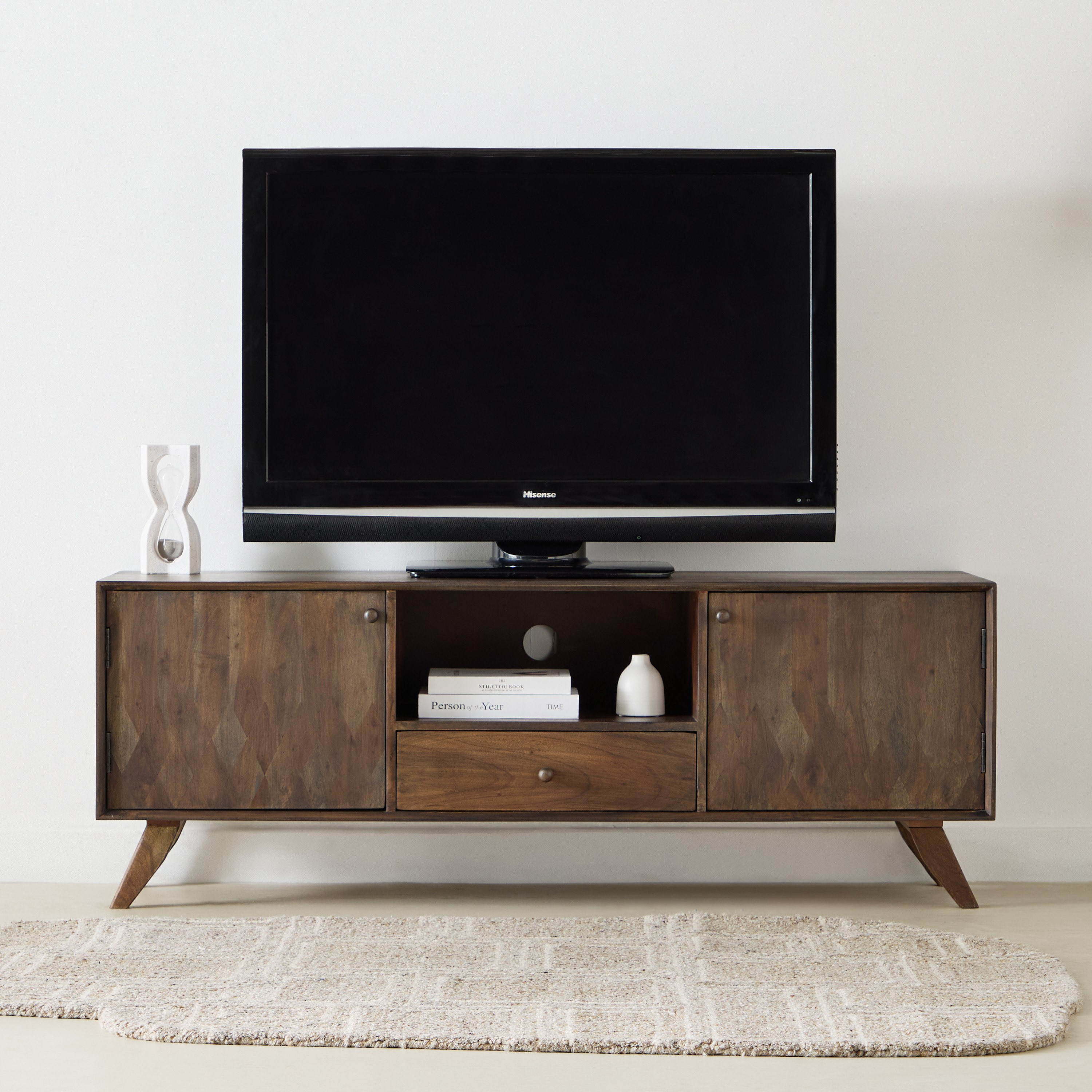 وحدة تلفزيون حتى 65 بوصة 1.5 متر من الخشب الصلب - أرو من فيندرا-hbxlivingroom-mediaunitsandstorage-tvunits-image-2