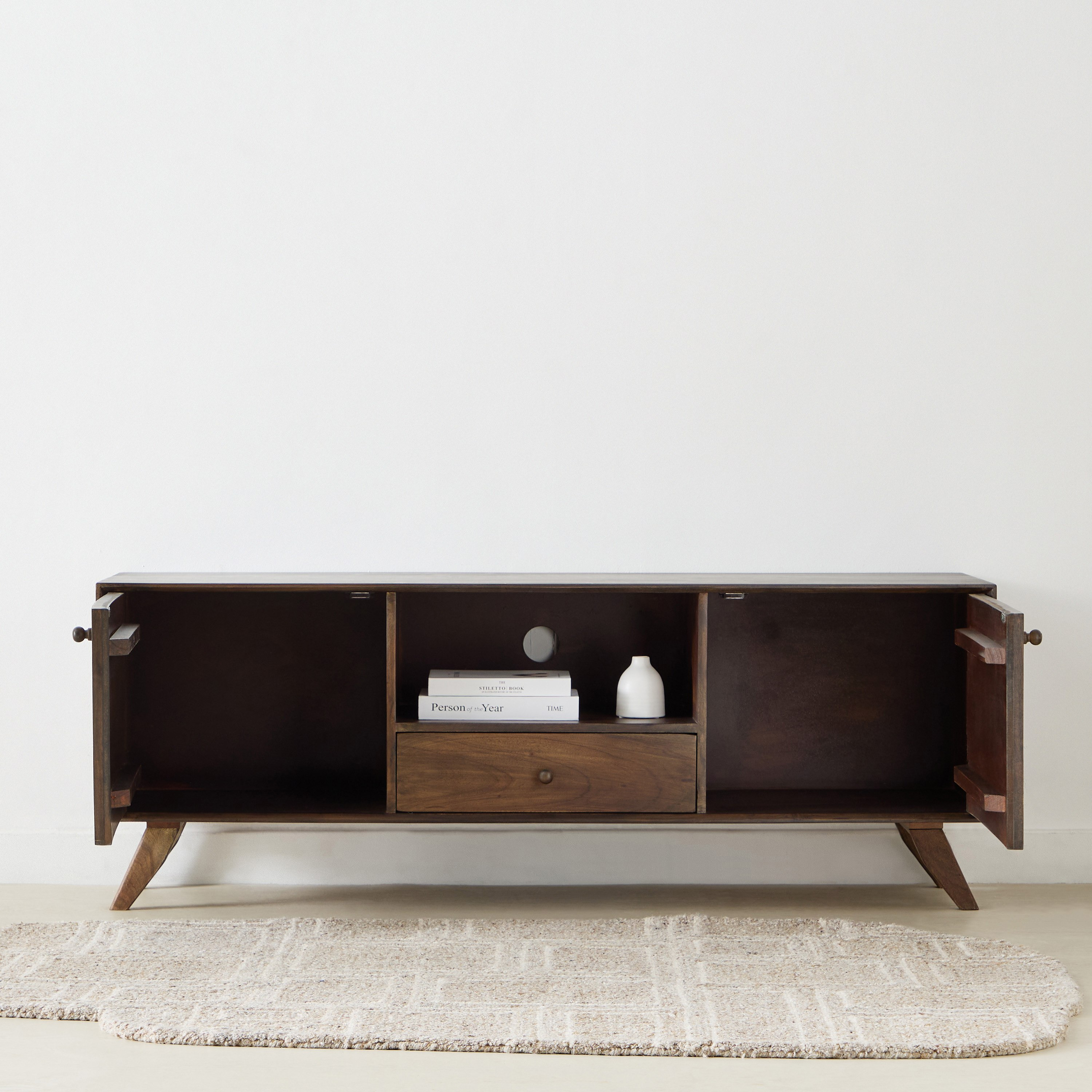 وحدة تلفزيون حتى 65 بوصة 1.5 متر من الخشب الصلب - أرو من فيندرا-hbxlivingroom-mediaunitsandstorage-tvunits-image-5